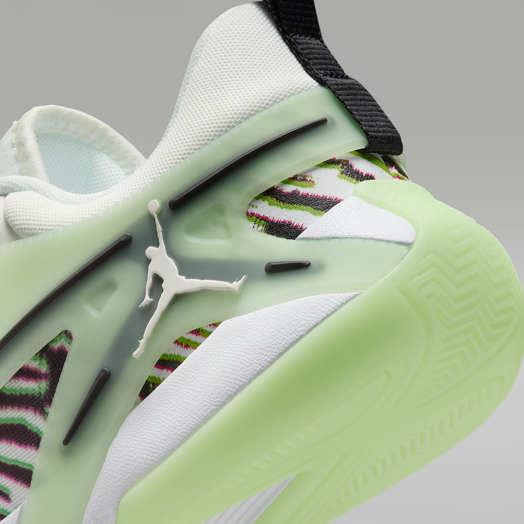 Jordan Heir Series "Showstopper" Women's Basketball Shoes