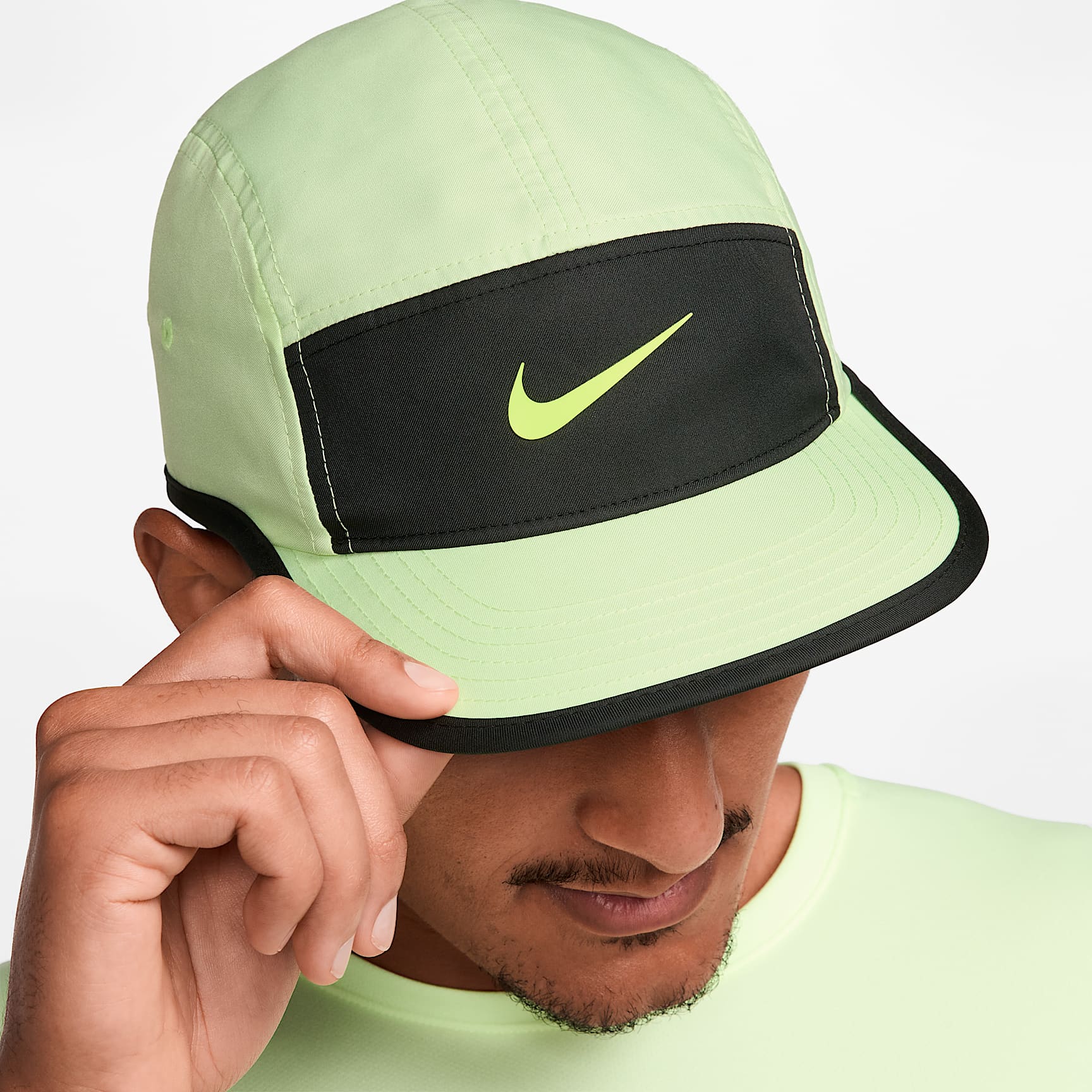 Nike Dri-FIT Fly Unstructured Swoosh Cap