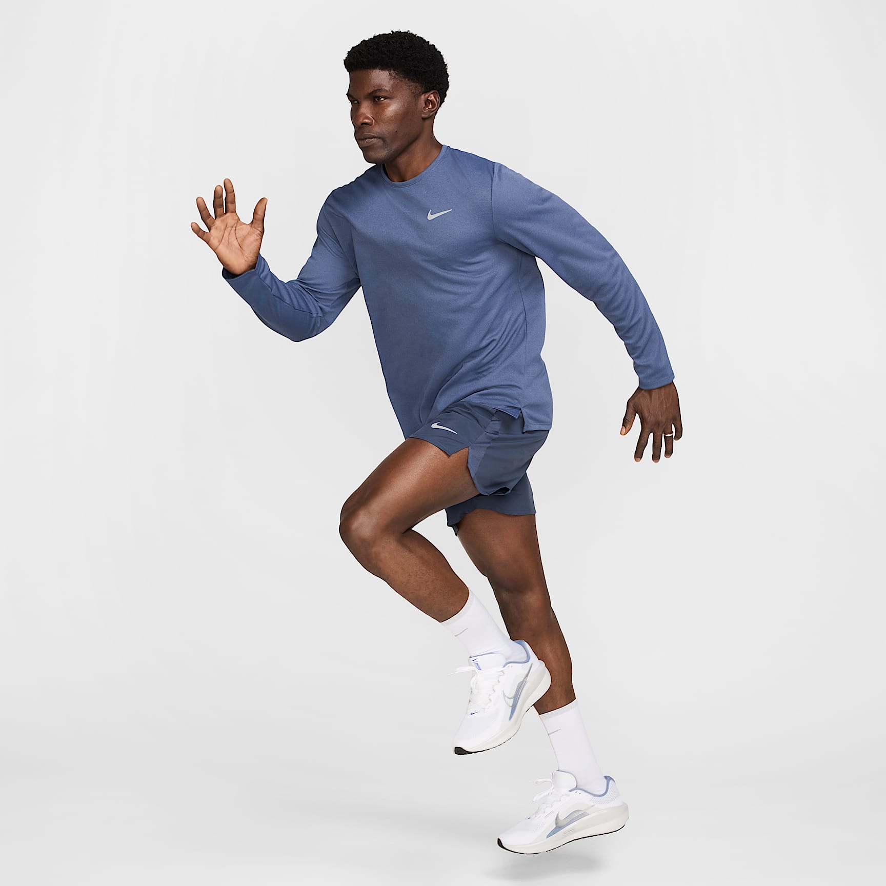 Nike Challenger Men's Dri-FIT 5" Brief-Lined Running Shorts