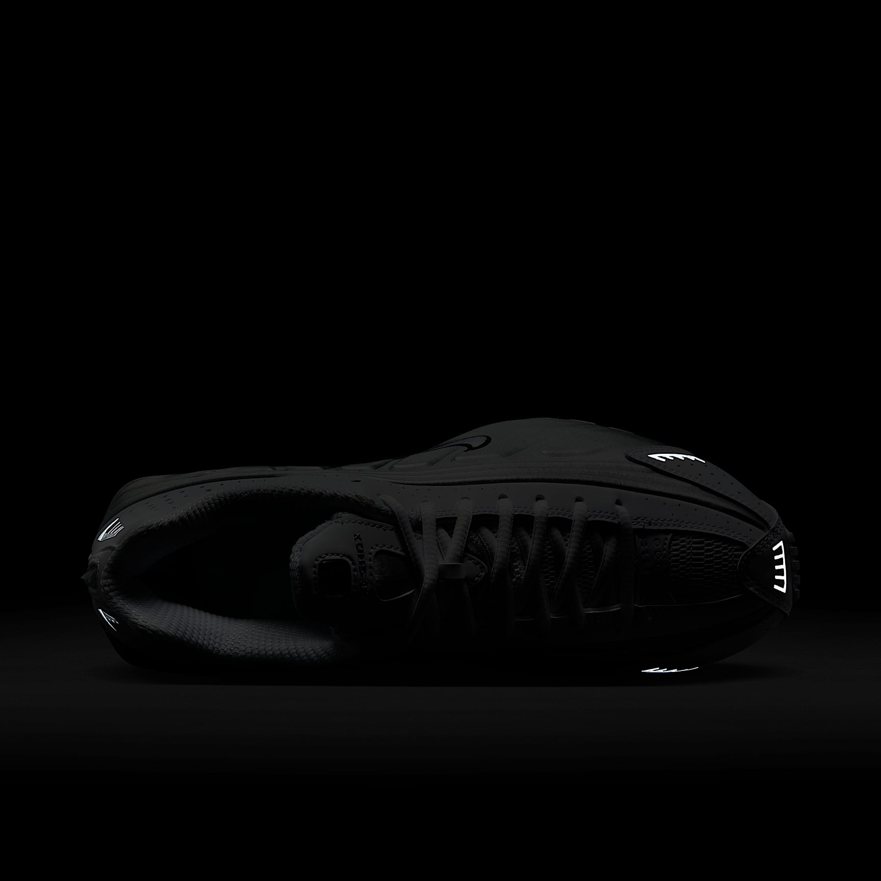 Nike Shox R4 Women's Shoes