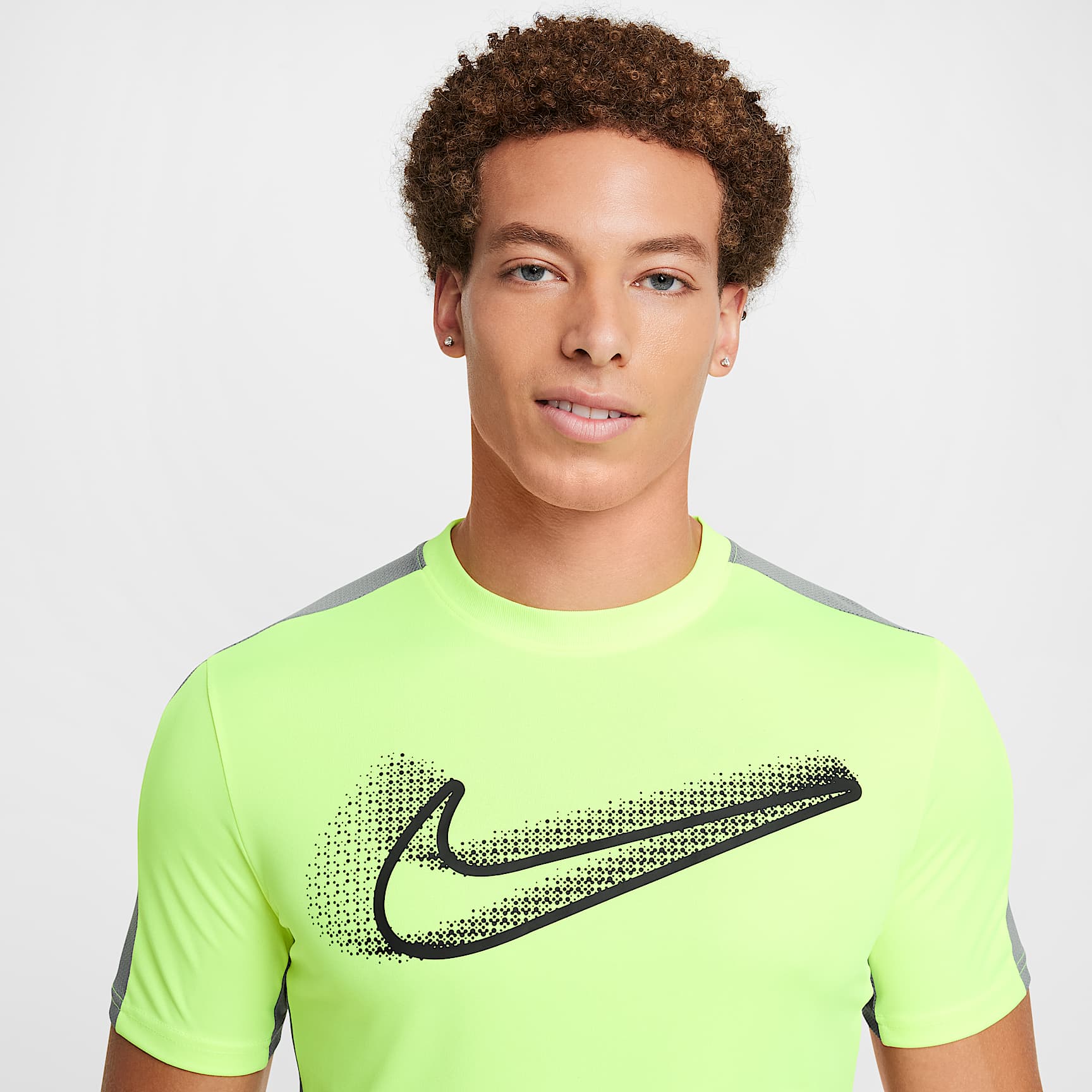 Nike Academy Men's Dri-FIT Short-Sleeve Soccer Top