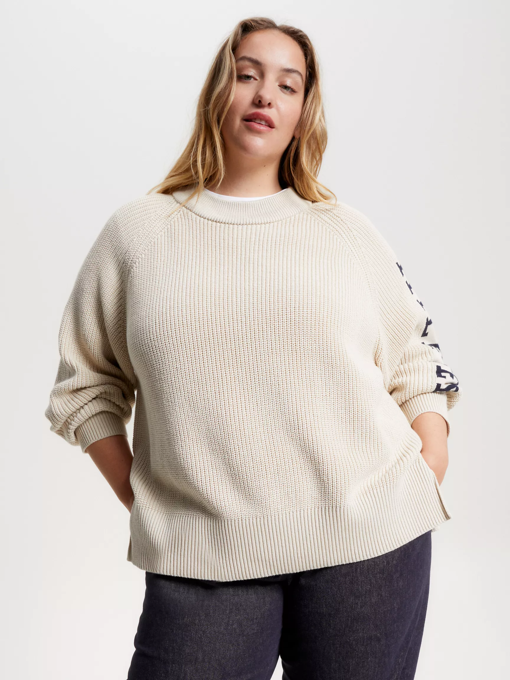 Женский свитер Tommy Hilfiger, Свитер Hilfiger Curve с круглым вырезом