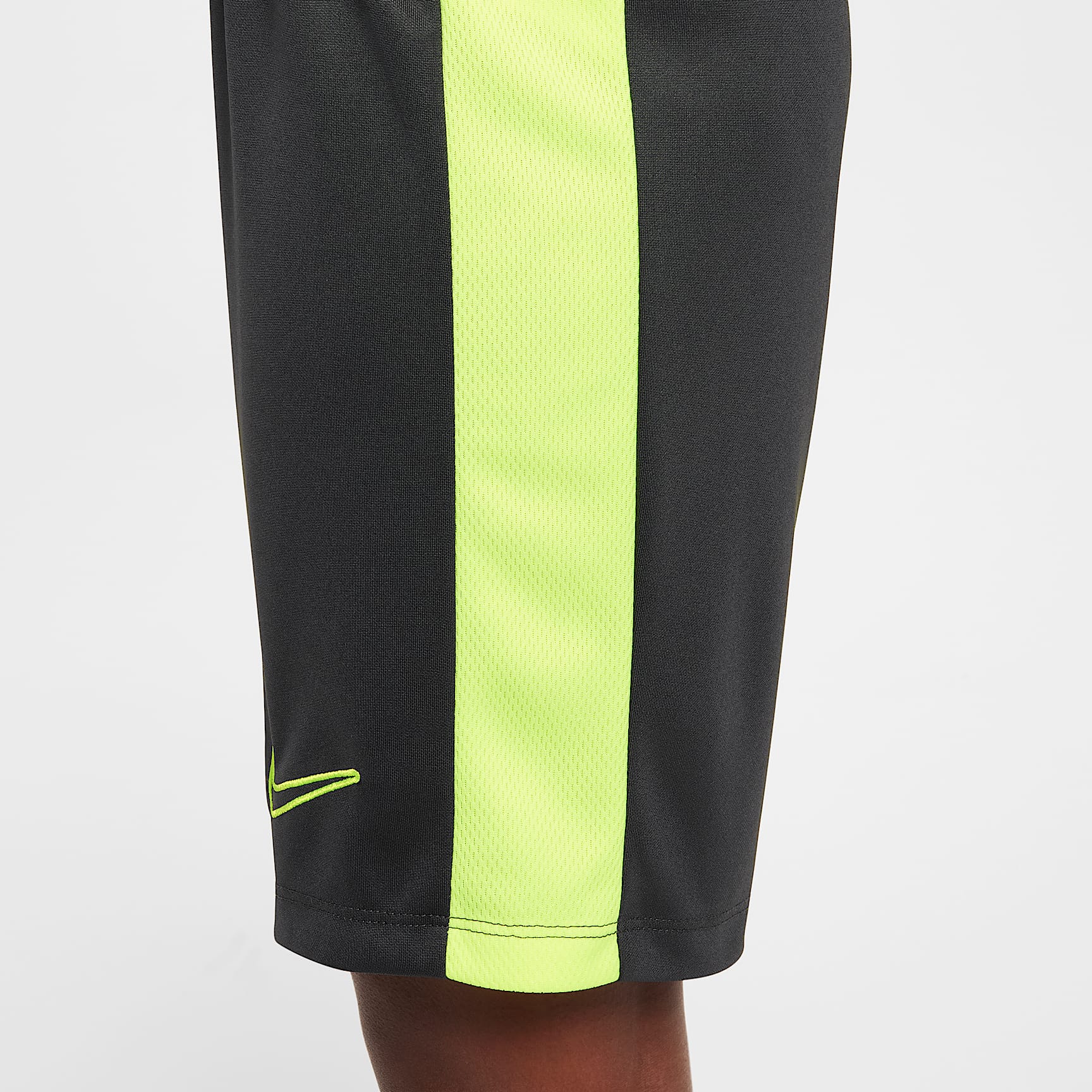 Nike Dri-FIT Academy Kids' Soccer Shorts