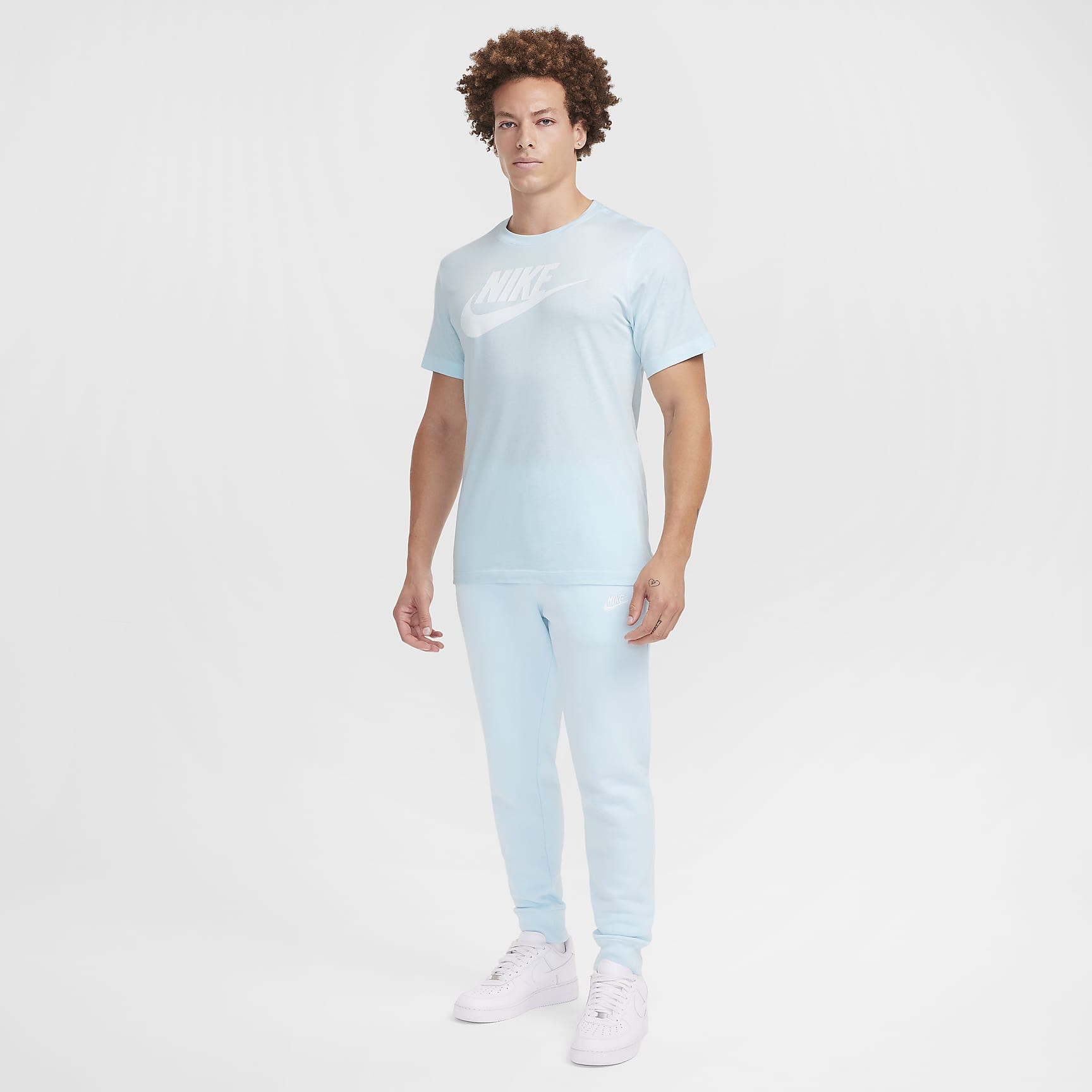 Nike Sportswear Men's T-Shirt