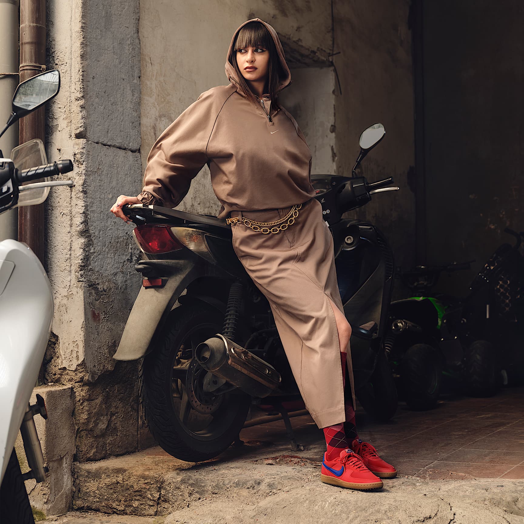 Nike Sportswear Collection Women's Oversized Twill 1/4-Zip Top