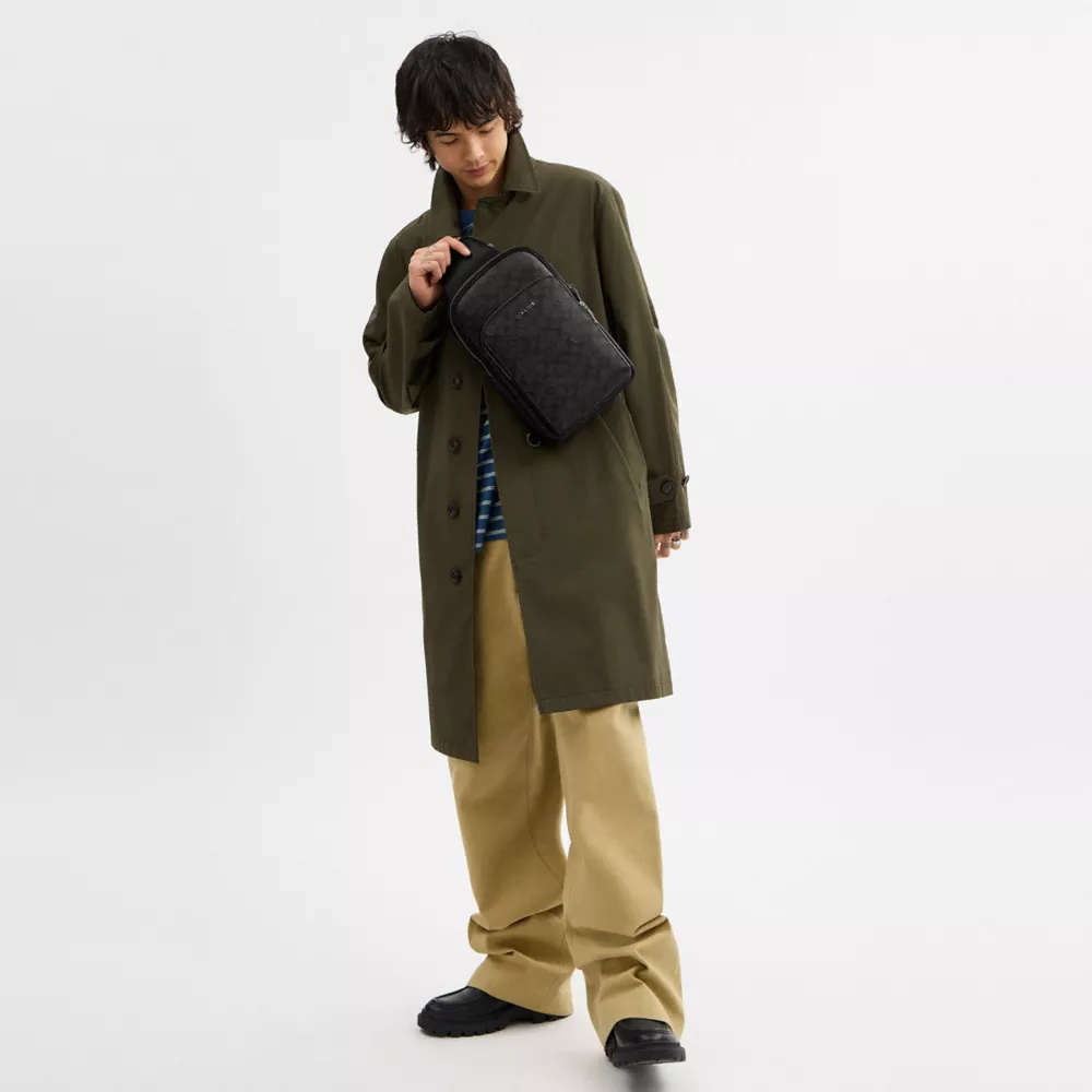 Сумка COACH Ethan Pack In Signature Canvas