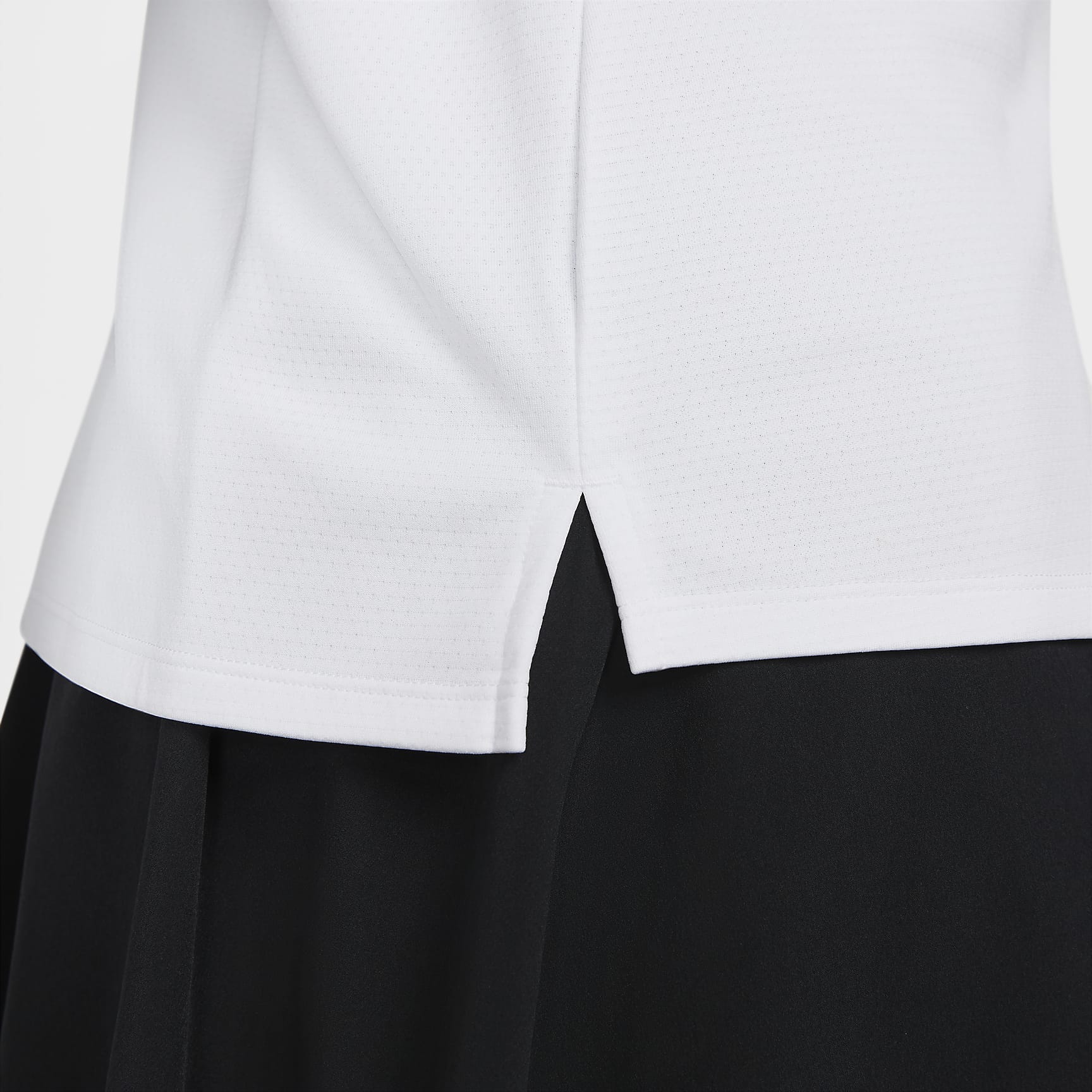 Nike Advantage Women's Dri-FIT UV 1/2-Zip Golf Top