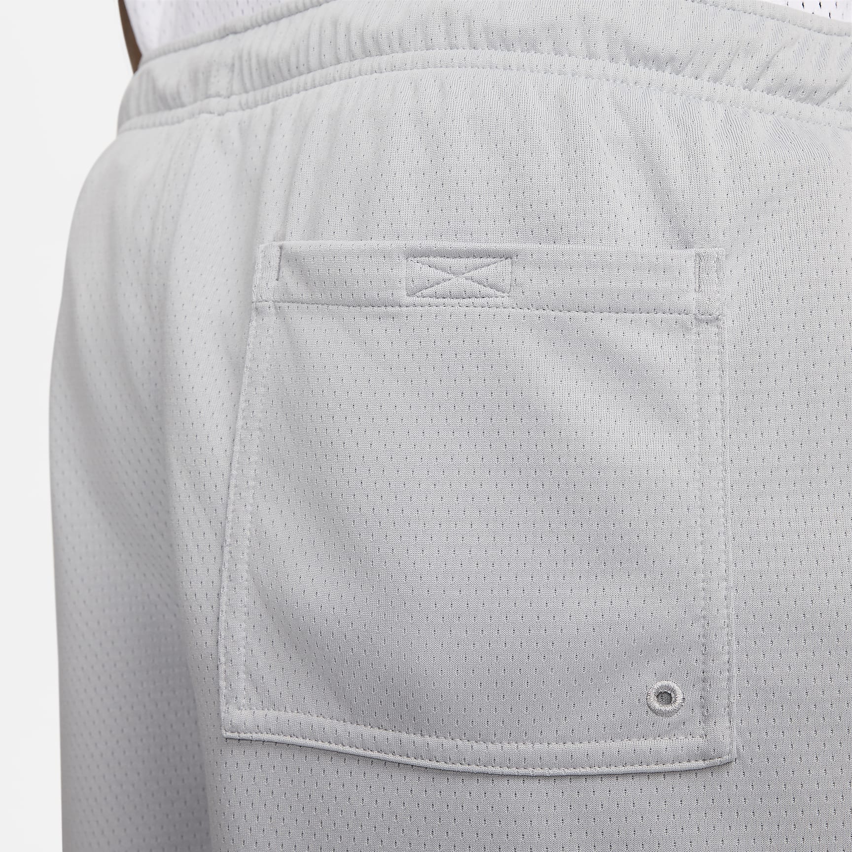 Nike Club Men's Mesh Flow Shorts