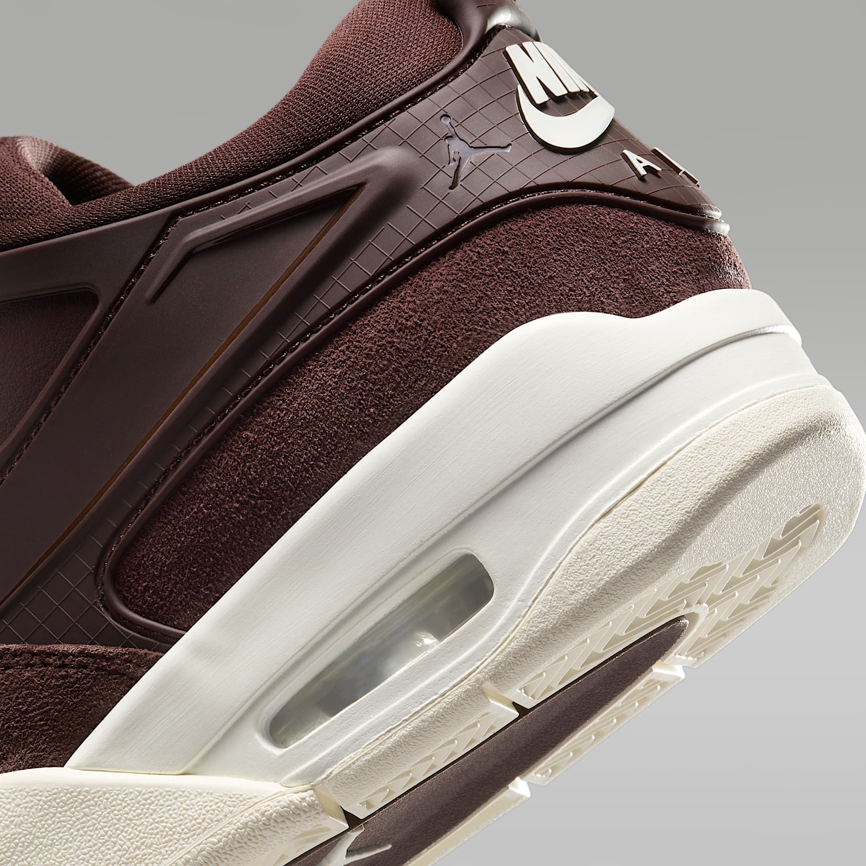 Air Jordan 4 RM Women's Shoes