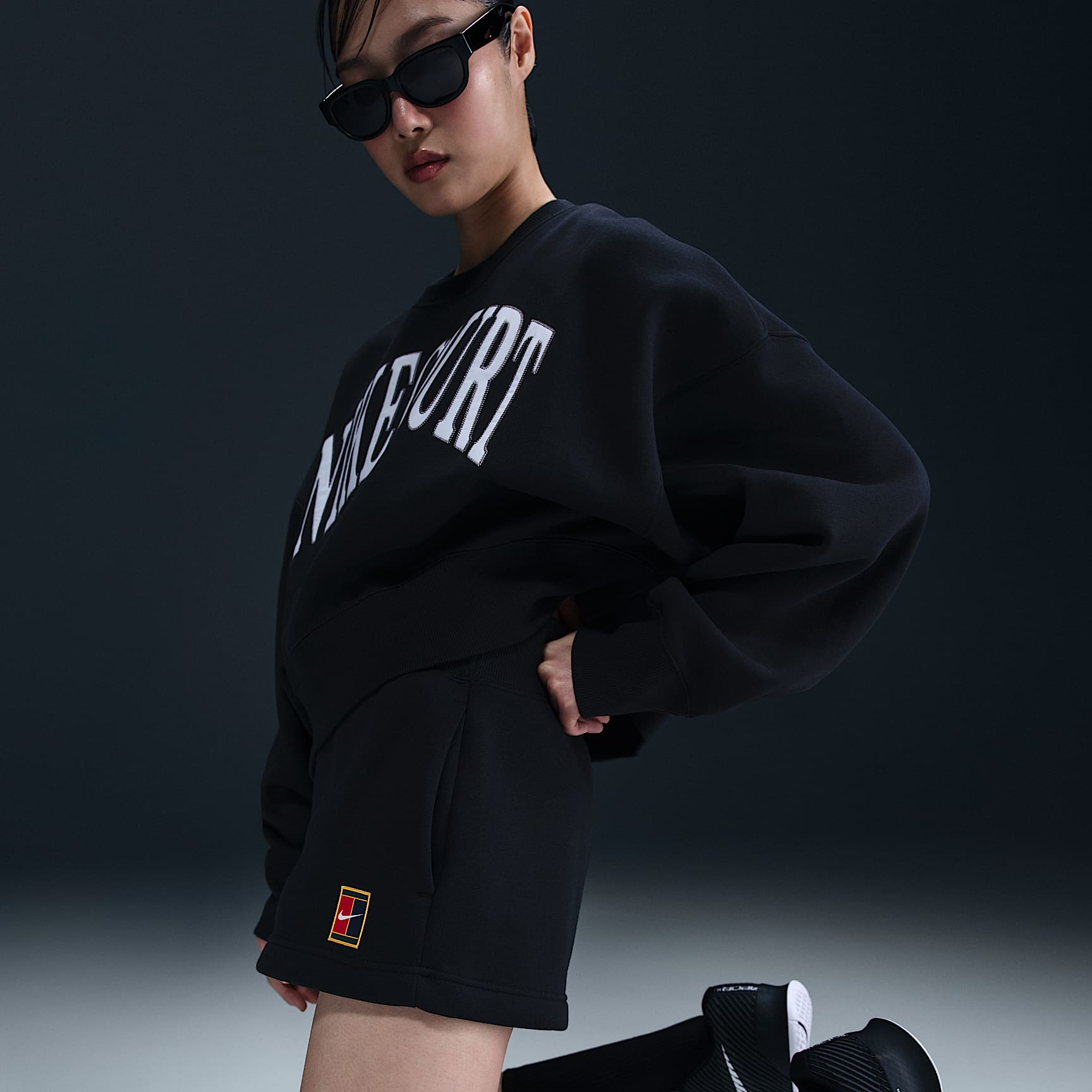 NikeCourt Phoenix Fleece Women's High-Waisted Loose Shorts