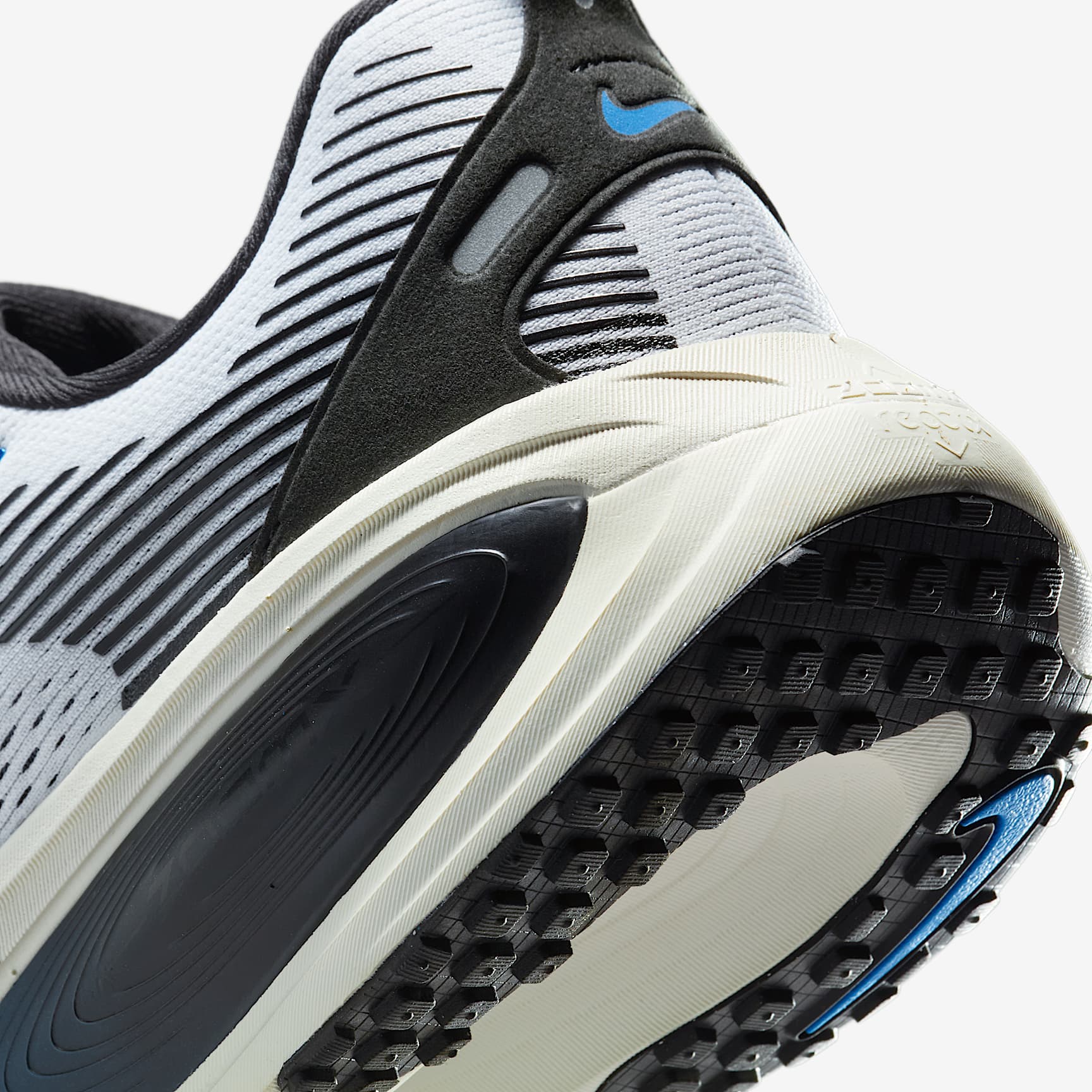 Nike Vomero 18 Men's Road Running Shoes