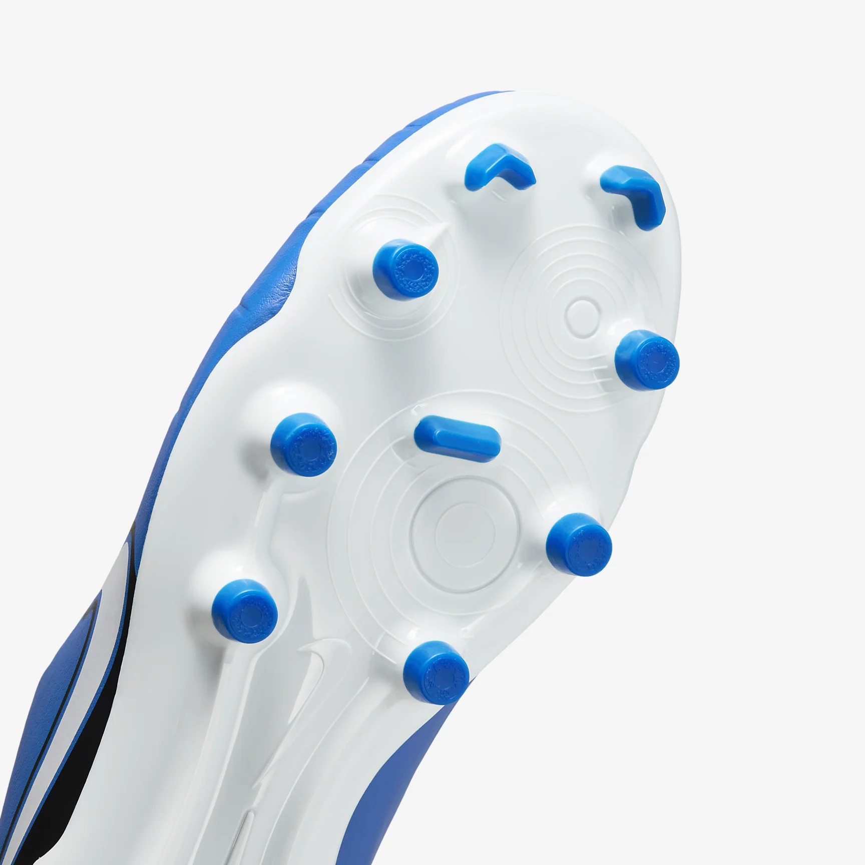 Nike Jr. Tiempo Legend 10 Club Little/Big Kids' Multi-Ground Low-Top Soccer Cleats