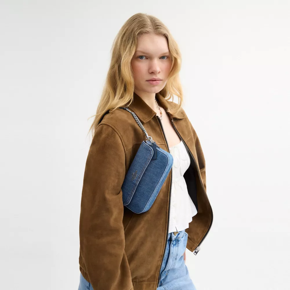 Сумка COACH Hailey Flap Bag