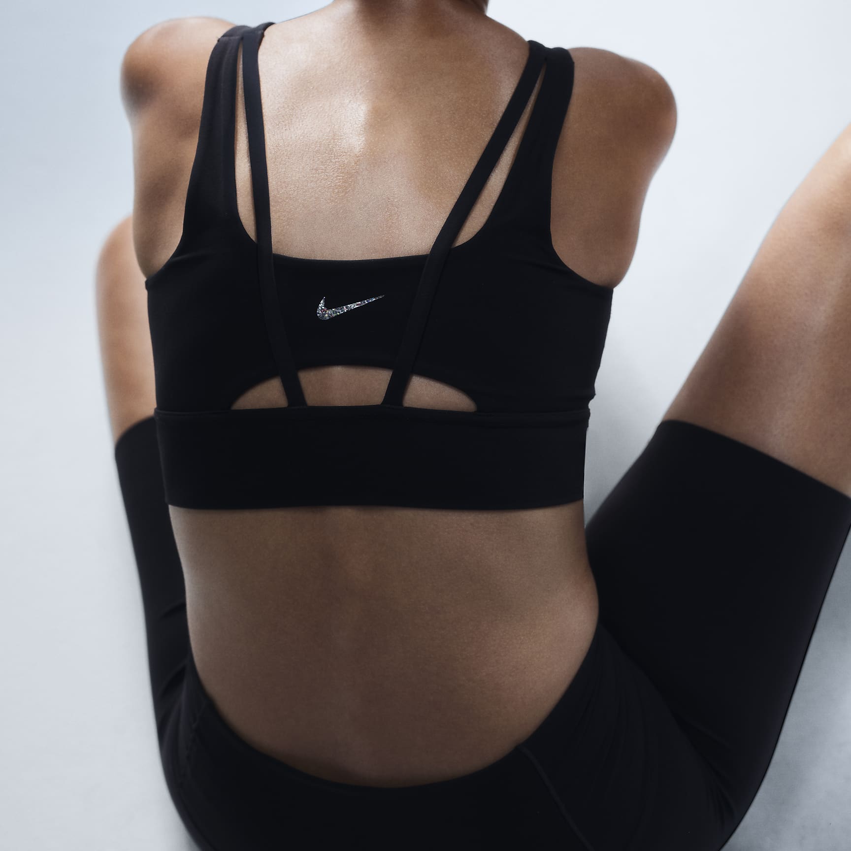 Nike Zenvy Women's Medium-Support Padded Longline Sports Bra