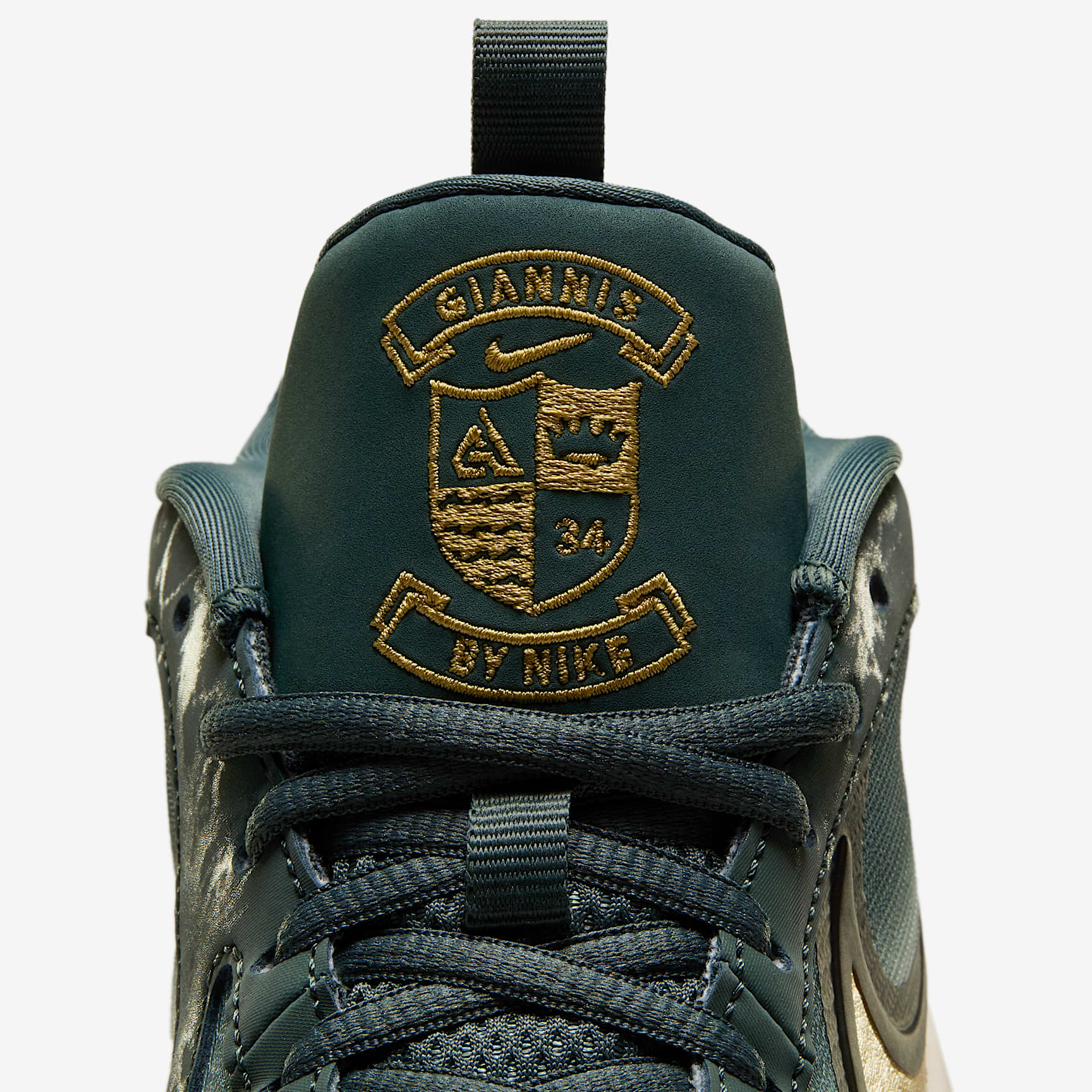 Giannis Freak 6 Big Kids' Basketball Shoes
