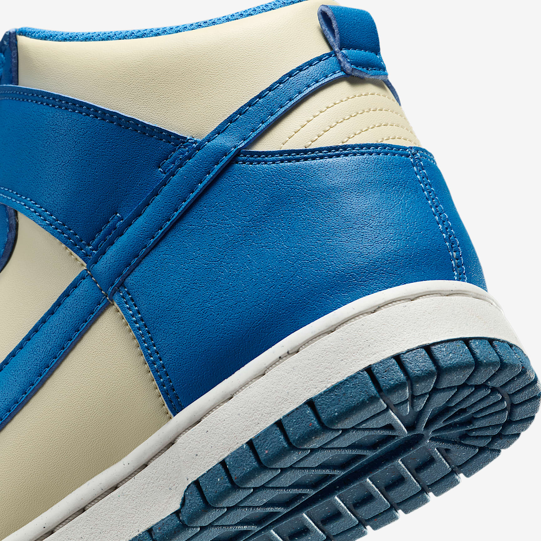 Nike Dunk High Next Nature Women's Shoes