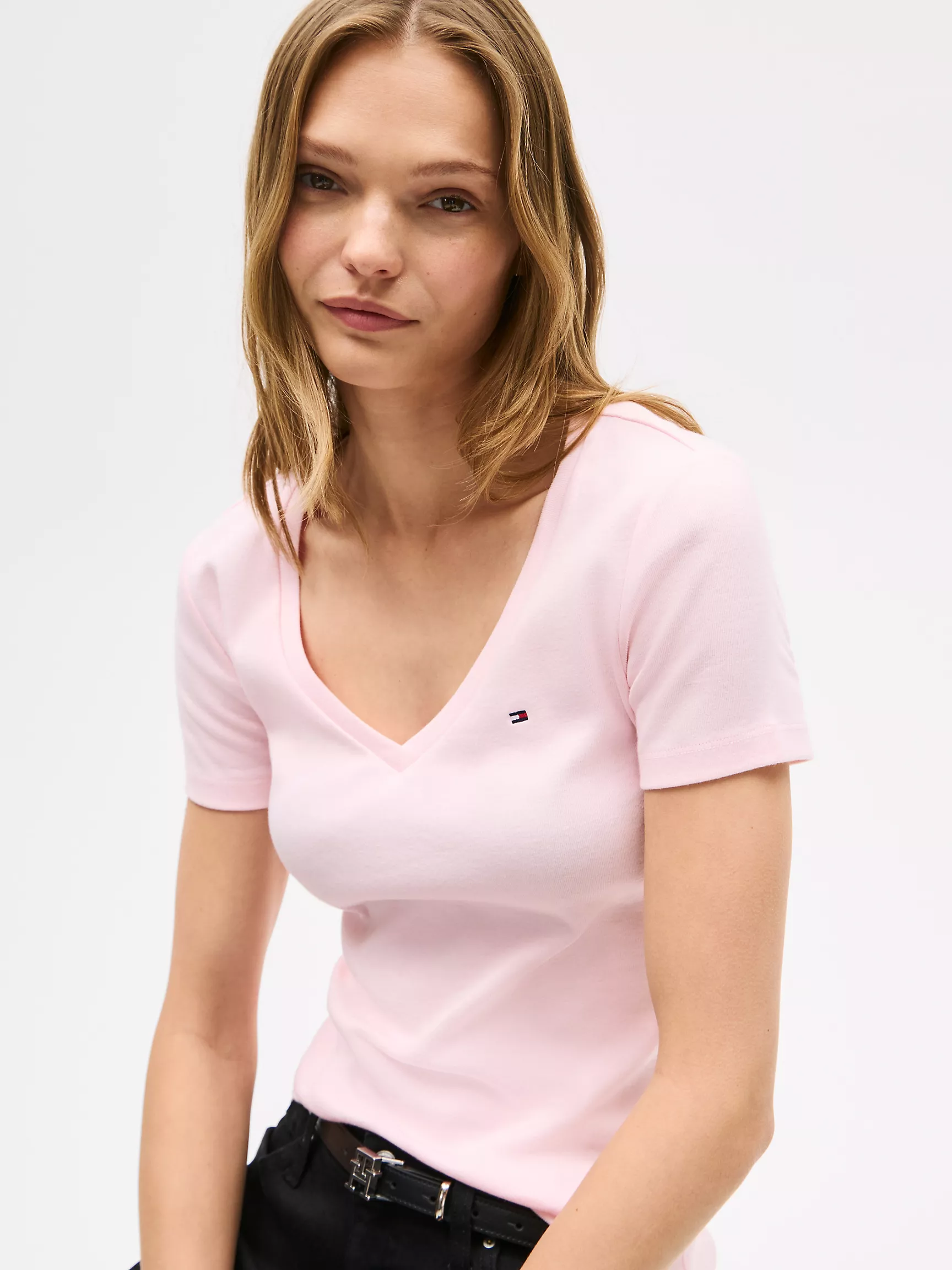 Женская футболка Tommy Hilfiger, Футболка с V-образным вырезом