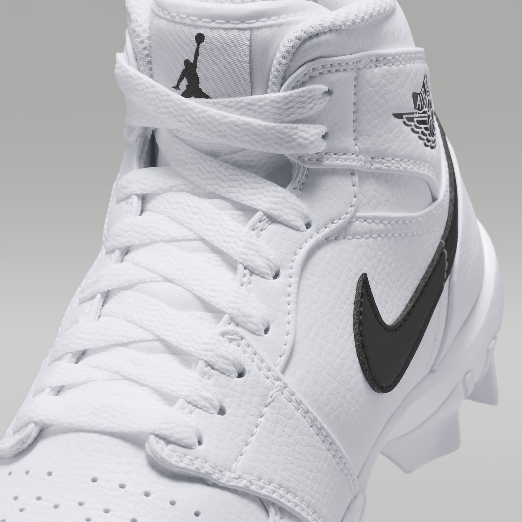 Jordan 1 Mid Little/Big Kids' Cleats