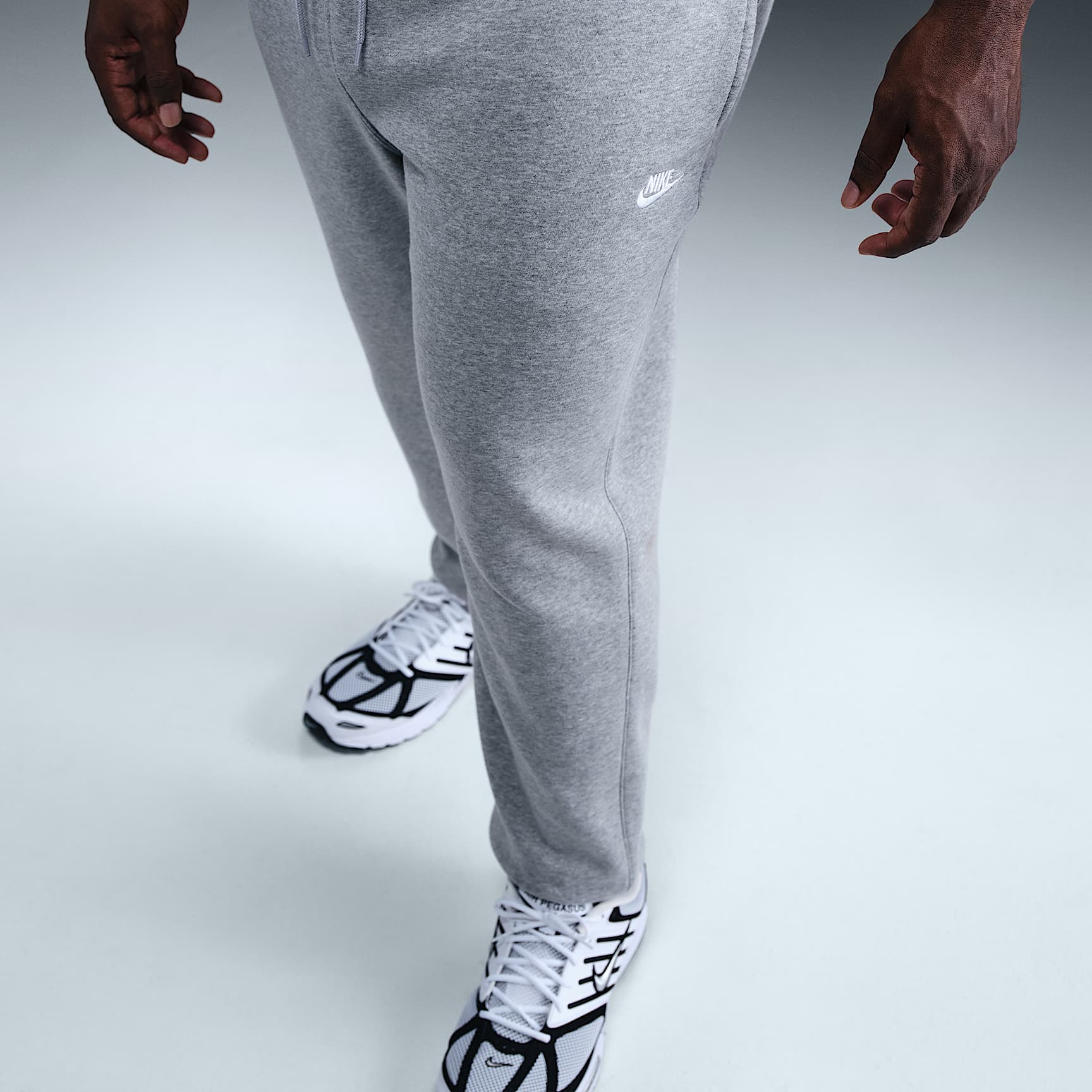 Nike Club Men's Joggers
