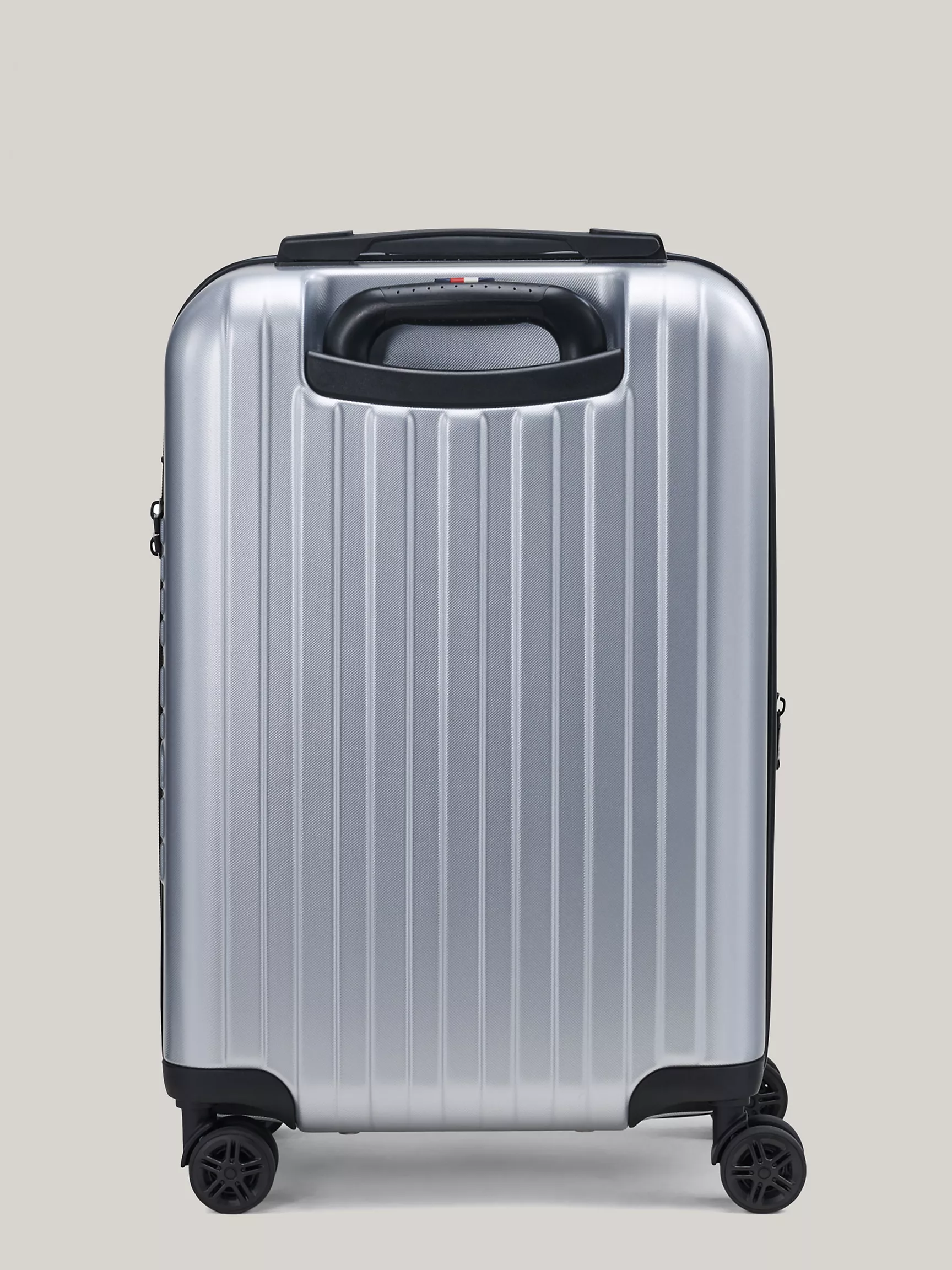 Чемодан Томми Хилфигер, Полосатый жесткий чемодан на колесах (21 дюйм)