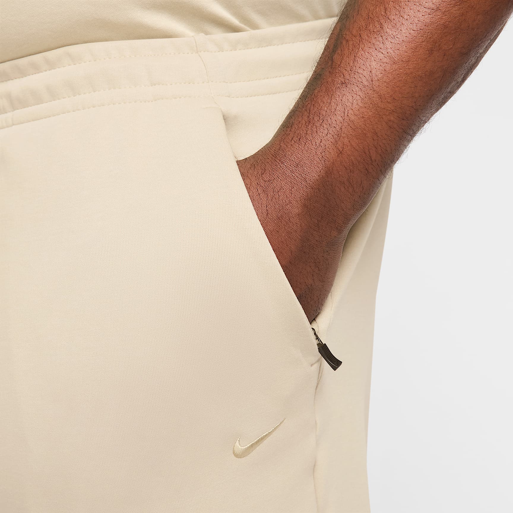 Nike Primary Fleece Men's Dri-FIT UV Performance Joggers