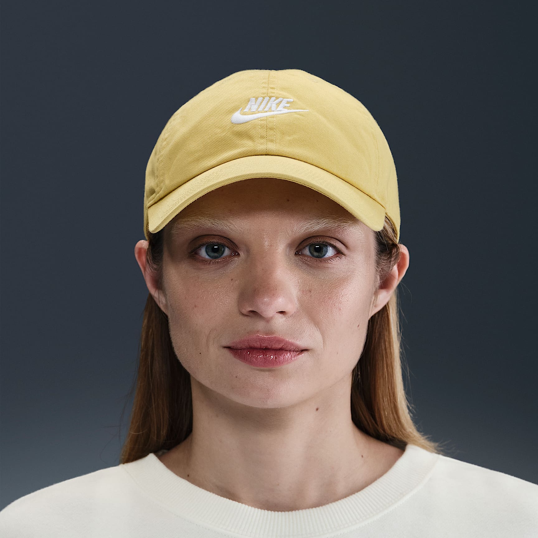 Nike Club Unstructured Futura Wash Cap