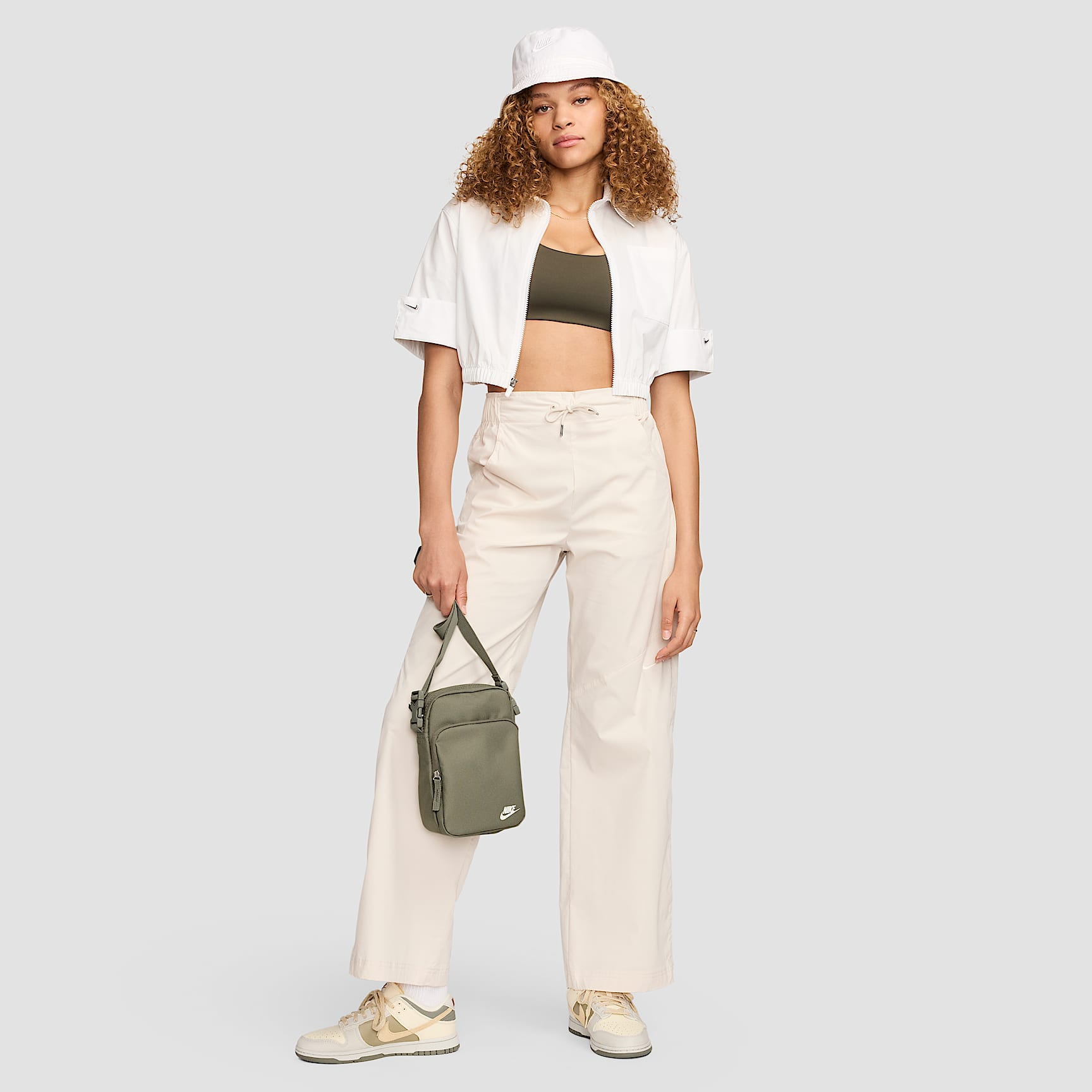 Nike Heritage Crossbody Bag (4L)