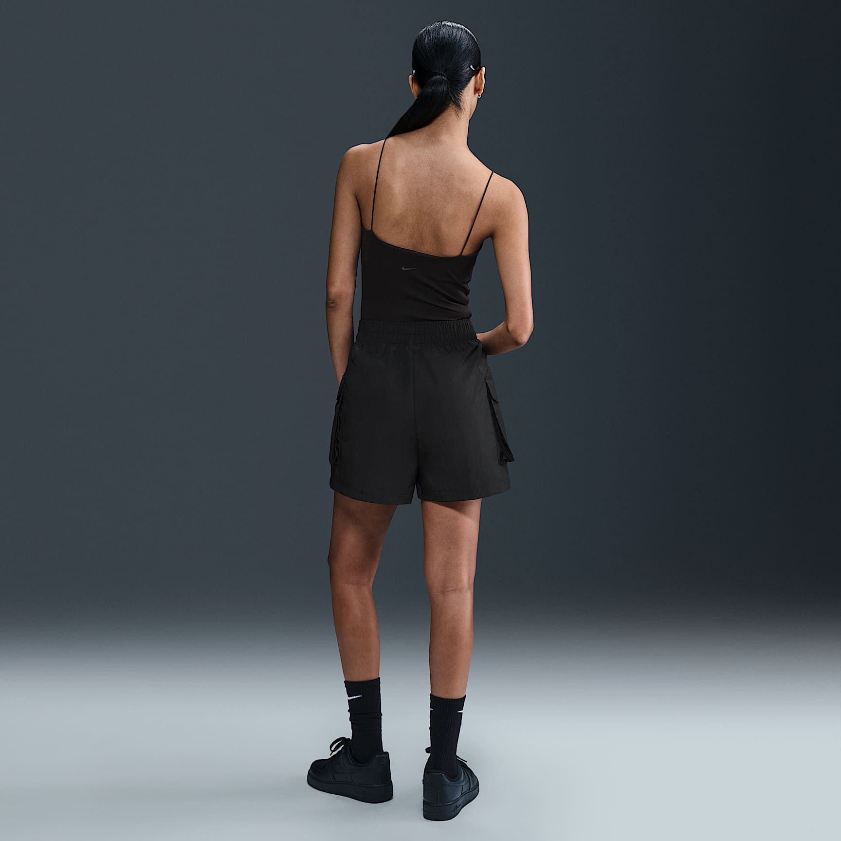 Nike Sportswear Essential Woven Women's High-Waisted 5" Cargo Shorts