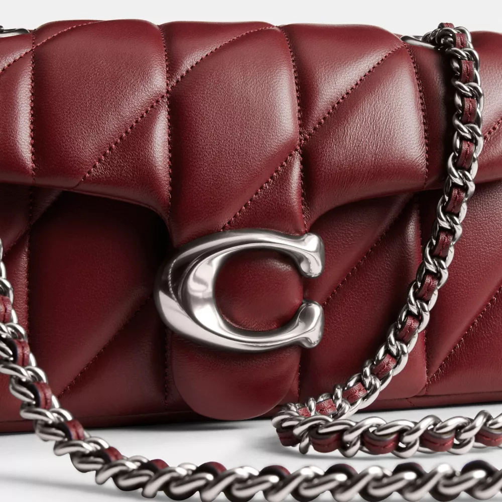 Сумка COACH Tabby Shoulder Bag 20 With Pillow Quilting