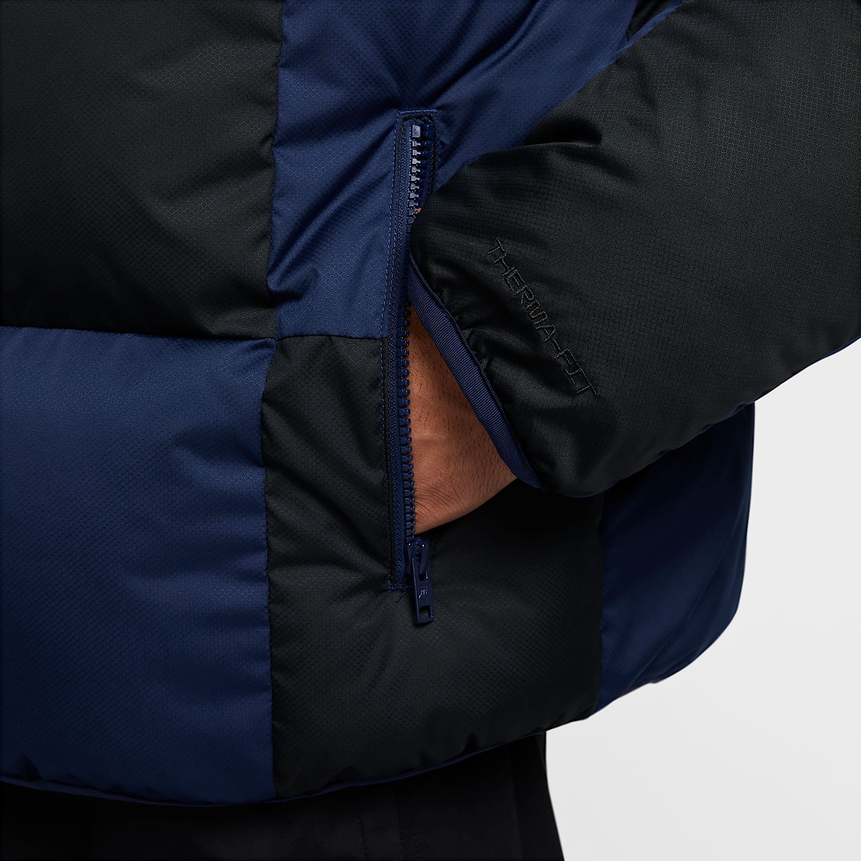 Nike Sportswear Club Men's Therma-FIT Puffer Jacket