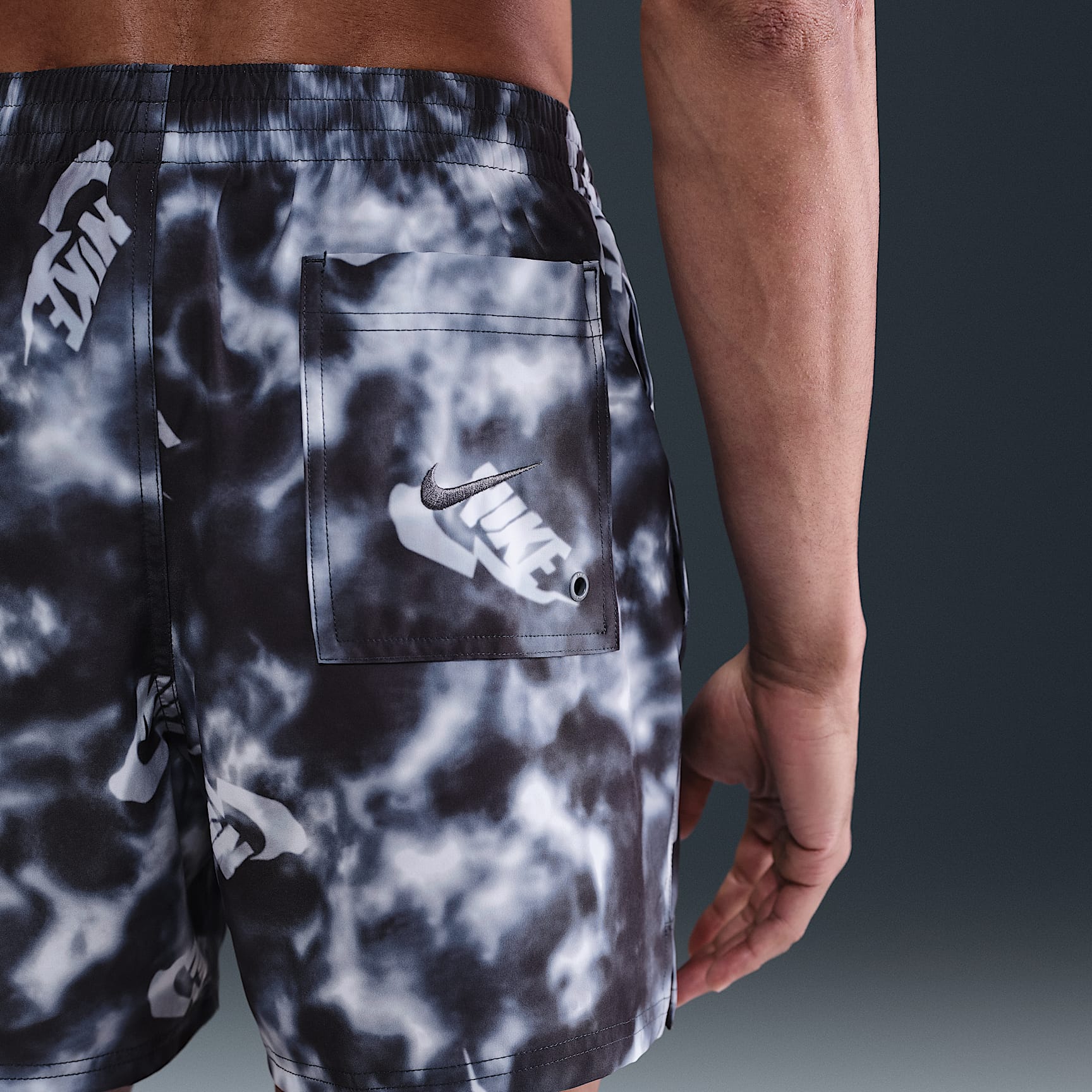 Nike Swim Breaker Men's 5" Fully Lined Volley Shorts