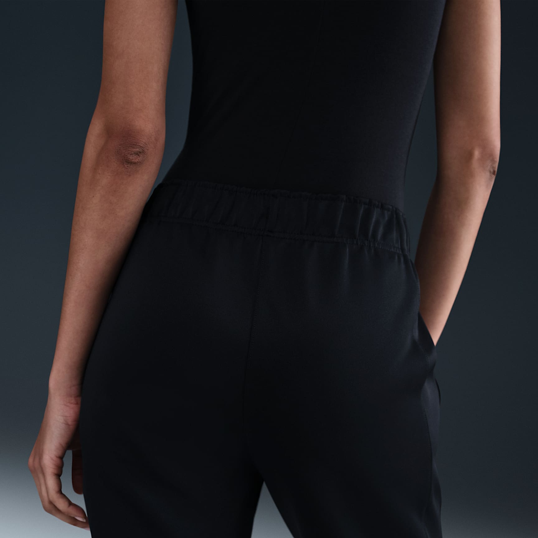 Nike Sportswear Windrunner Women's Mid-Rise Slim Knit Pants