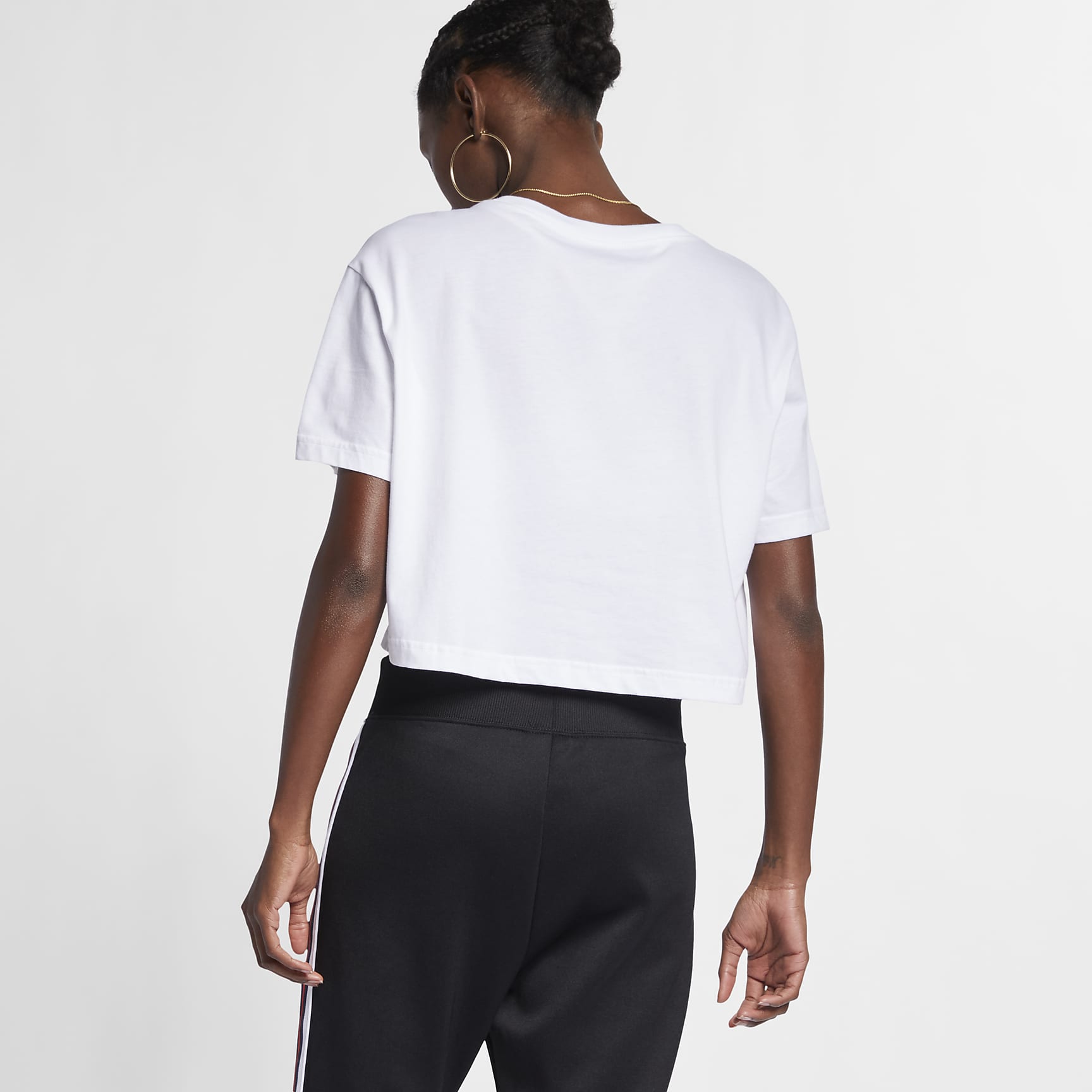 Nike Sportswear Essential Women's Cropped Logo T-Shirt