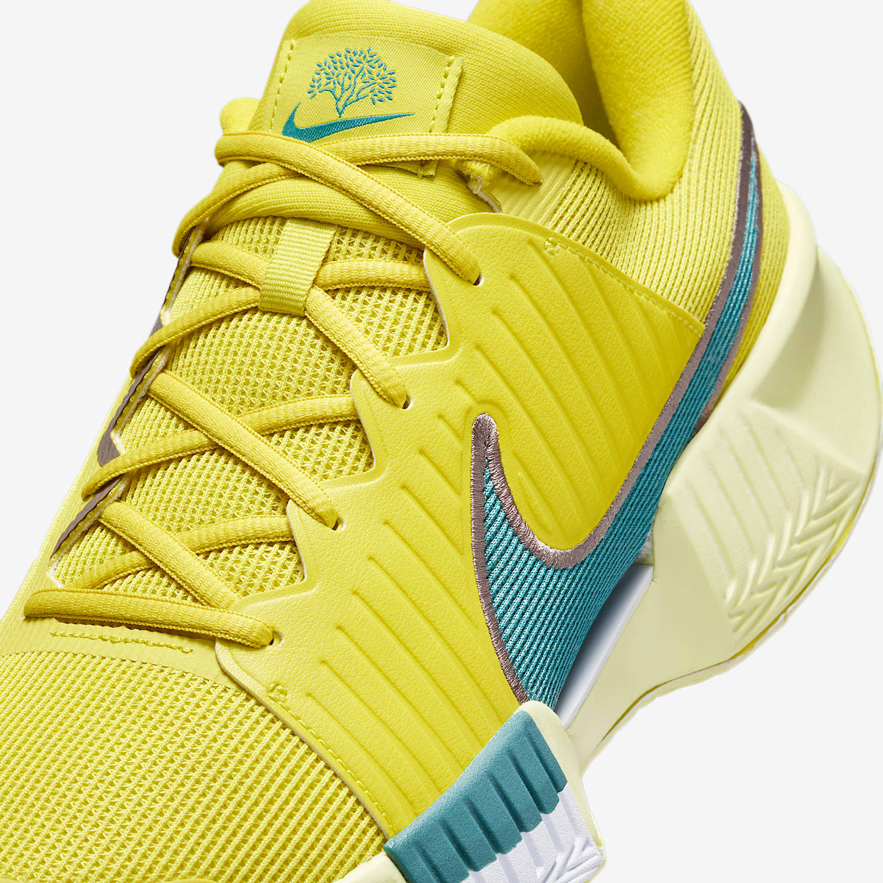 Nike GP Challenge Pro Premium Men's Hard Court Tennis Shoes