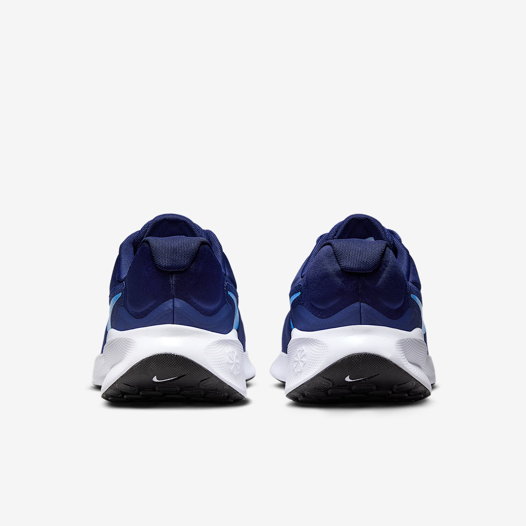 Nike Revolution 7 Men's Road Running Shoes (Extra Wide)