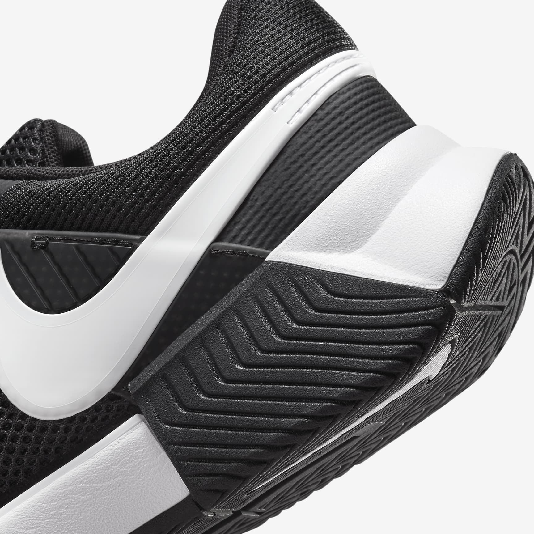 Nike Zoom GP Challenge 1 Women's Hard Court Tennis Shoes