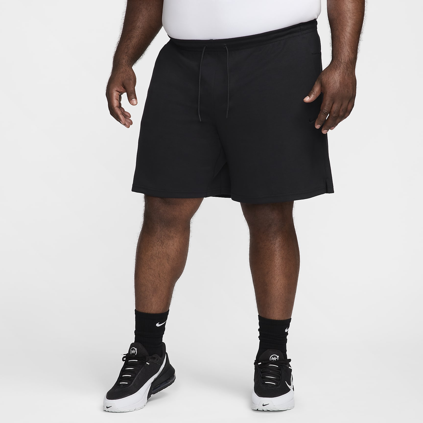 Nike Primary Fleece Men's 7" Dri-FIT UV Unlined Performance Shorts