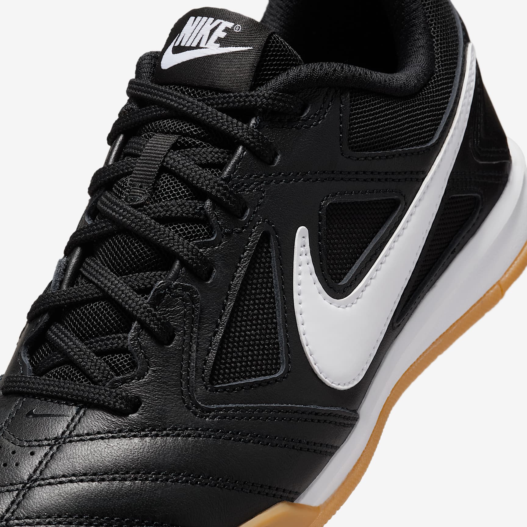 Nike Gato Big Kids' Shoes