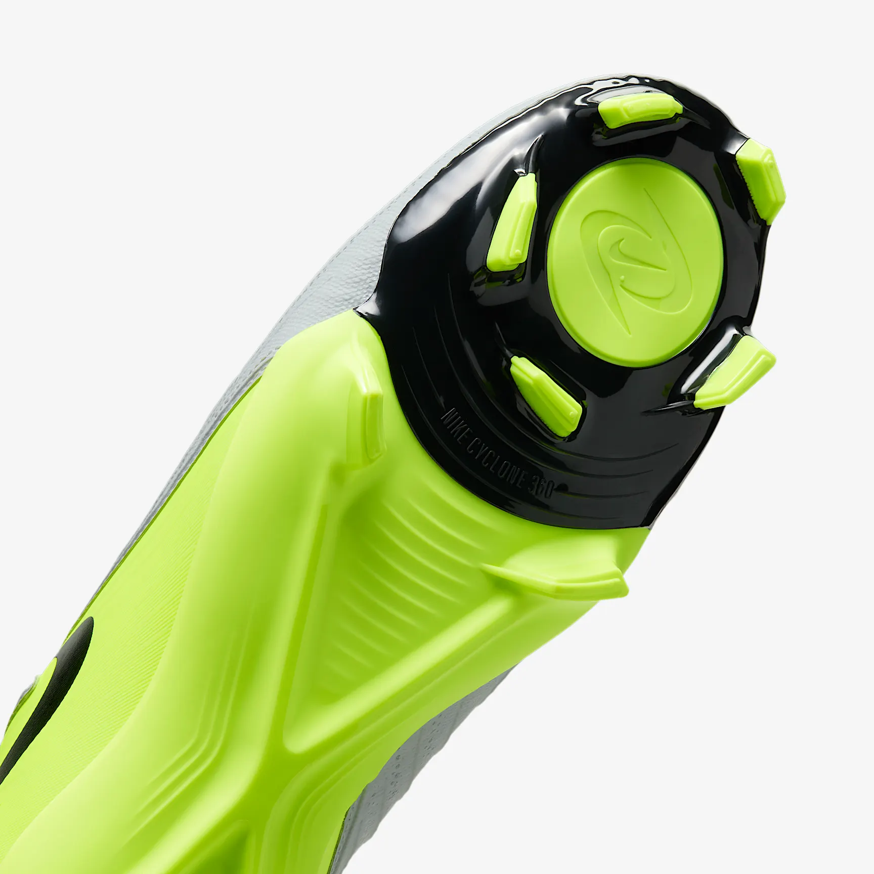 Nike Phantom GX 2 Academy MG Low-Top Soccer Cleats