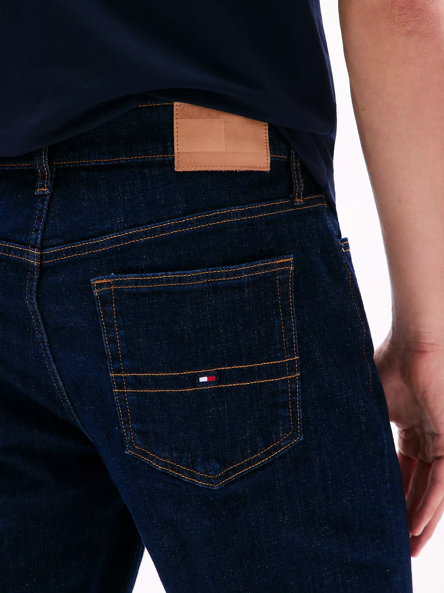 Мужские джинсы Tommy Hilfiger, Джинсы прямого кроя цвета индиго