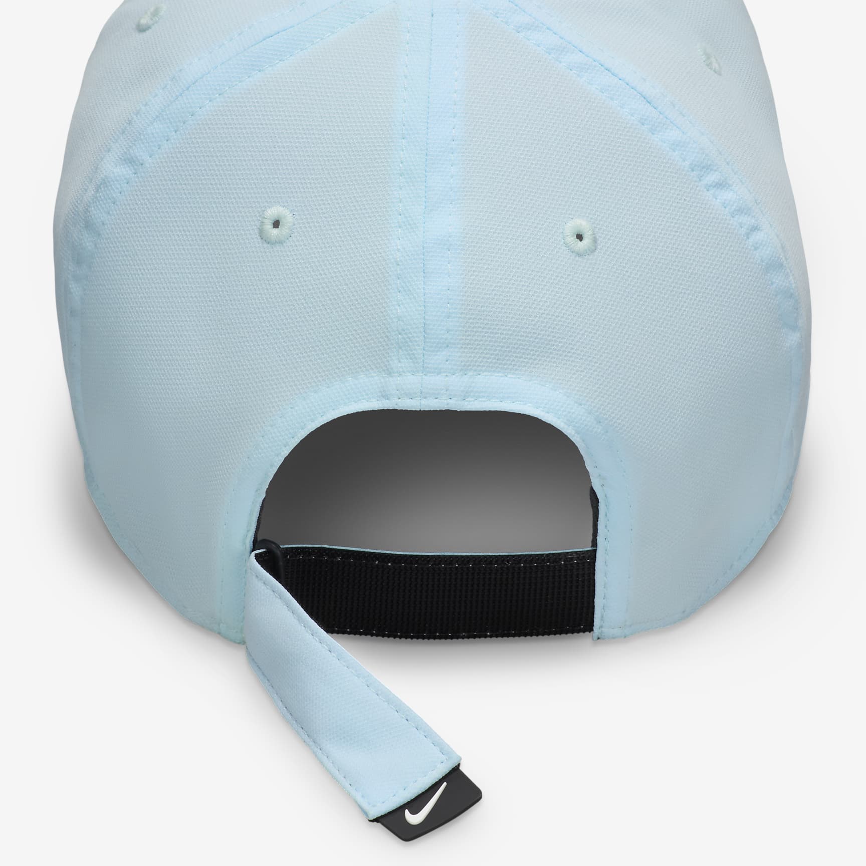 Nike Dri-FIT Club Structured Swoosh Cap