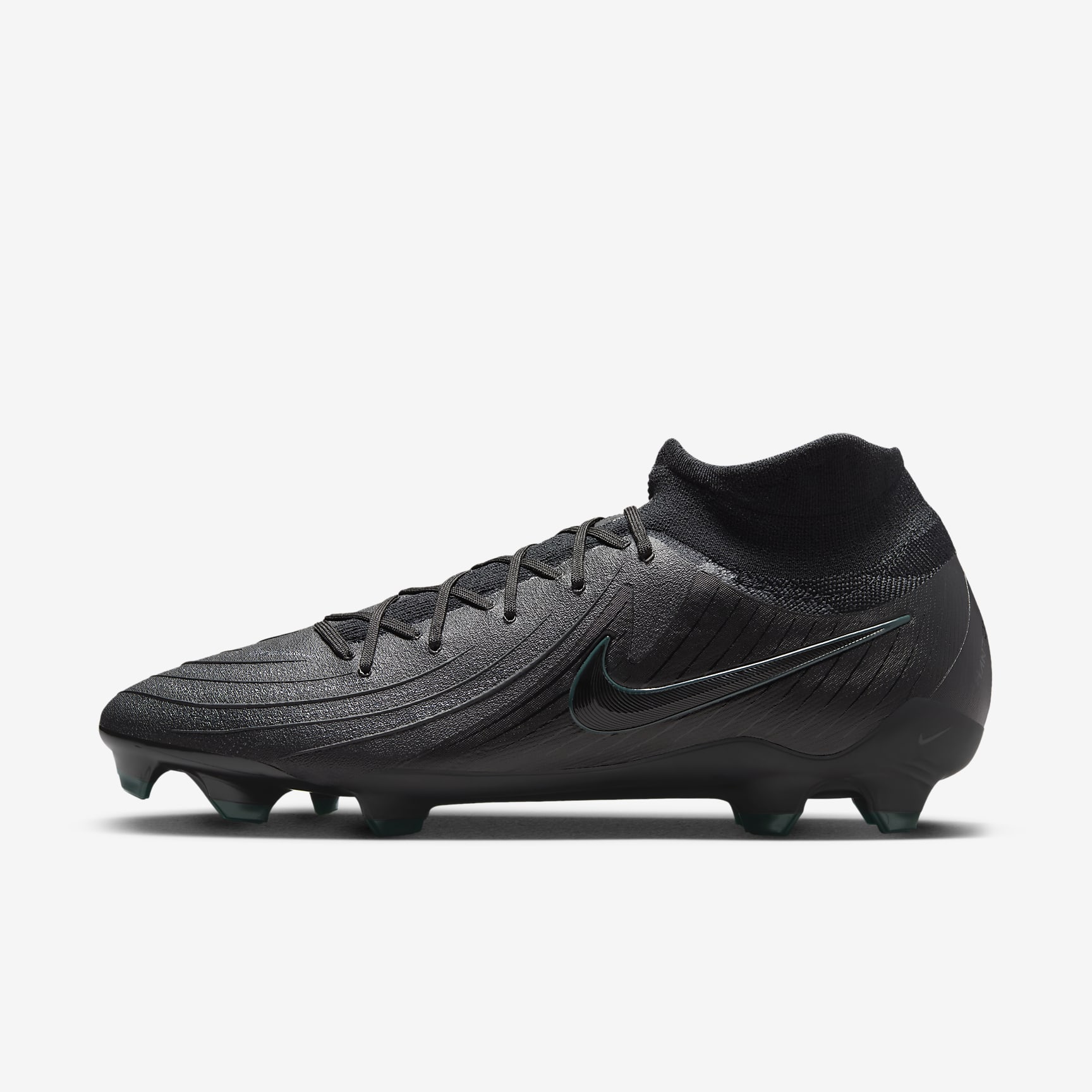 Nike Phantom Luna 2 Pro FG High-Top Soccer Cleats