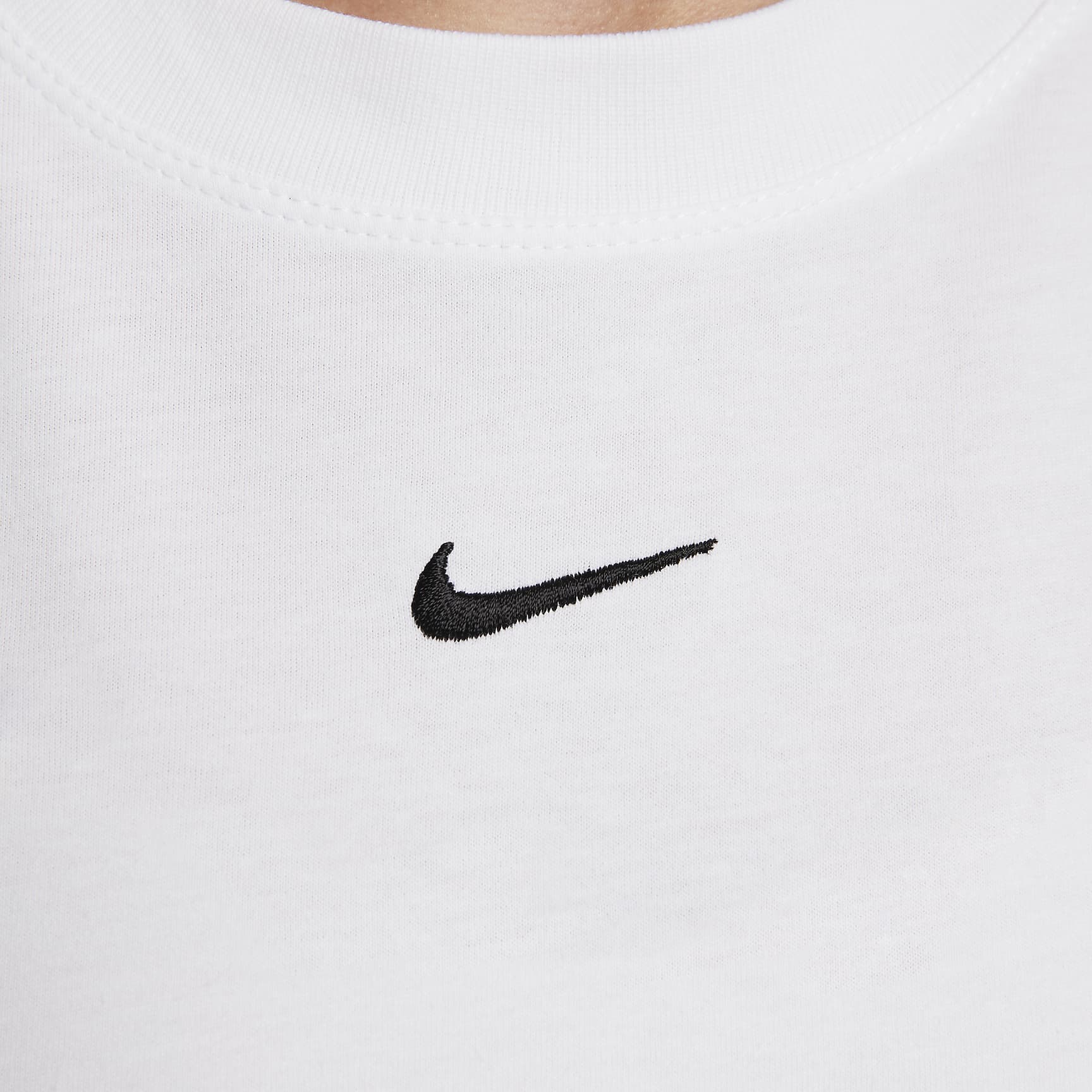 Nike Sportswear Essential Women's T-Shirt