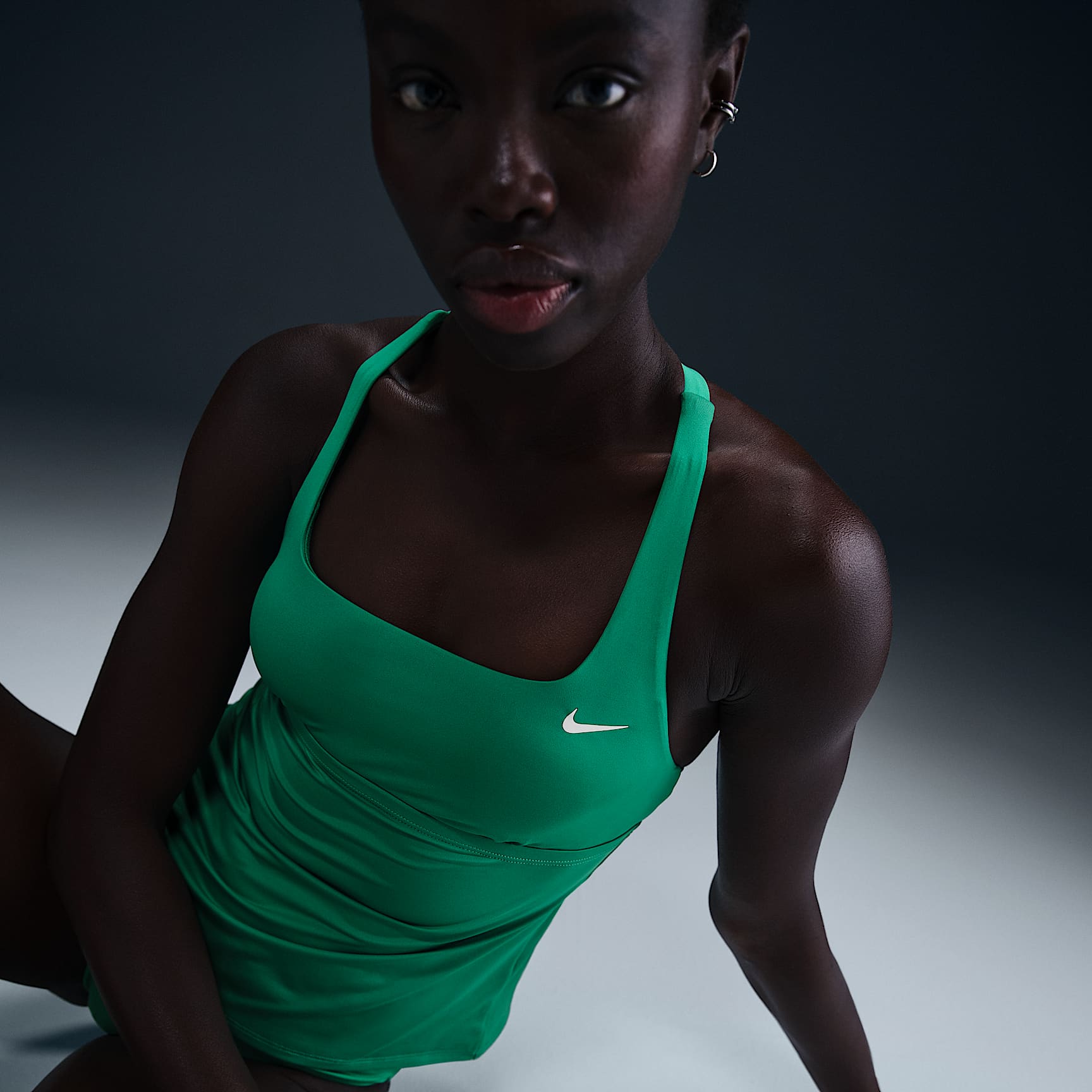 Nike Swim Essential Women's Square-Neck Tankini Top