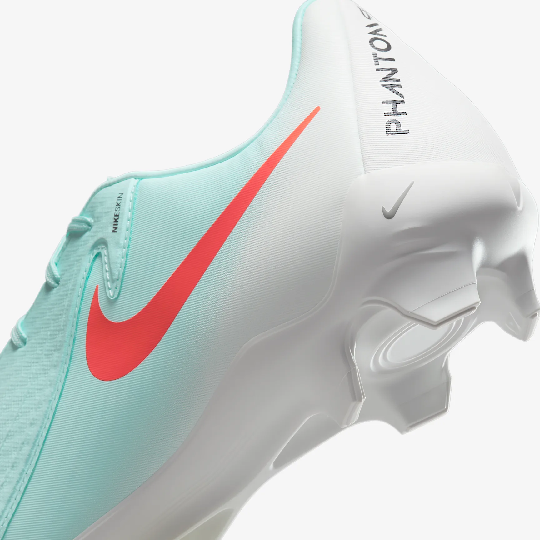 Nike Phantom GX 2 Academy MG Low-Top Soccer Cleats