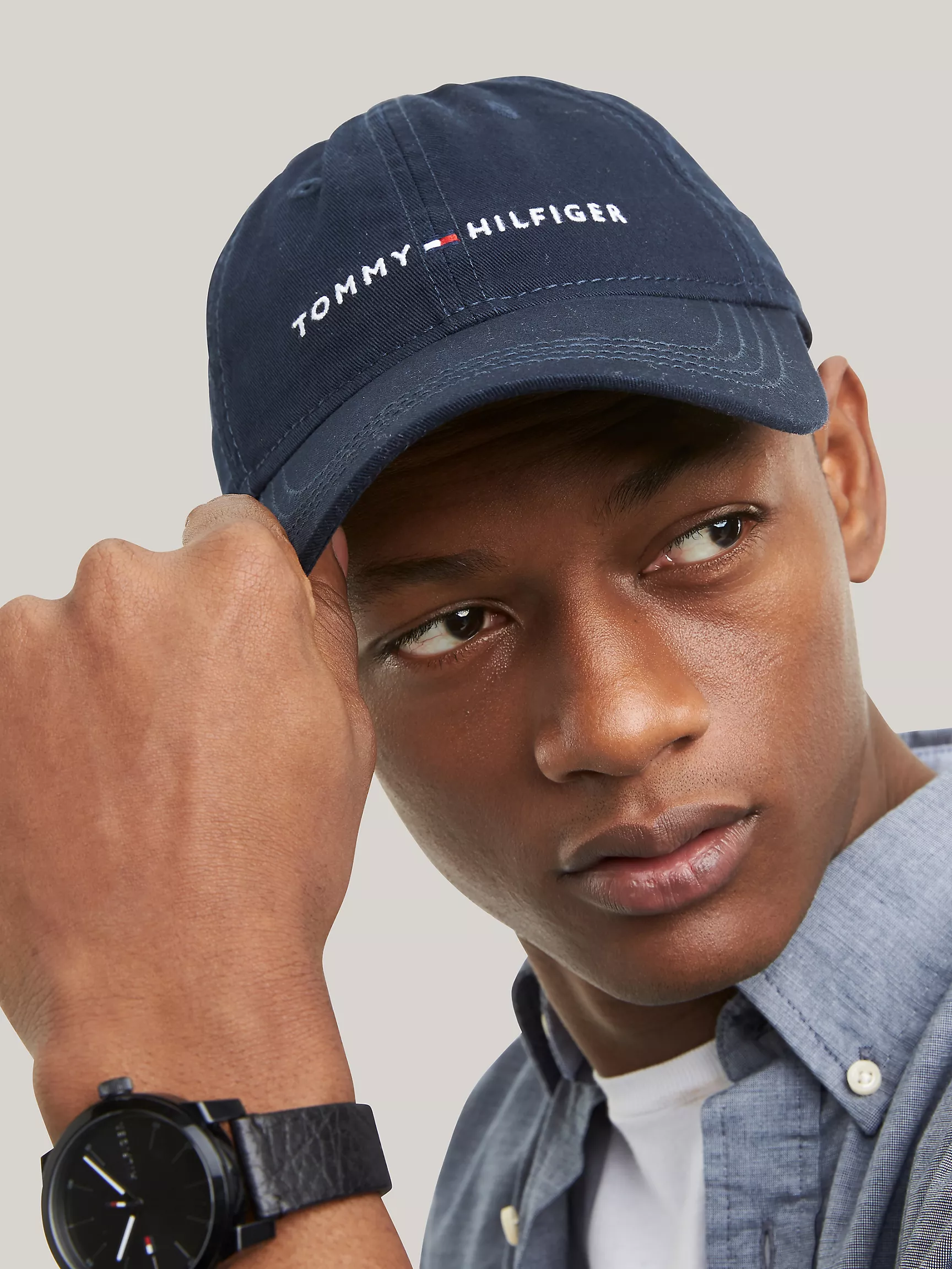 Шляпа унисекс Tommy Hilfiger, Бейсболка с вышитым логотипом Tommy