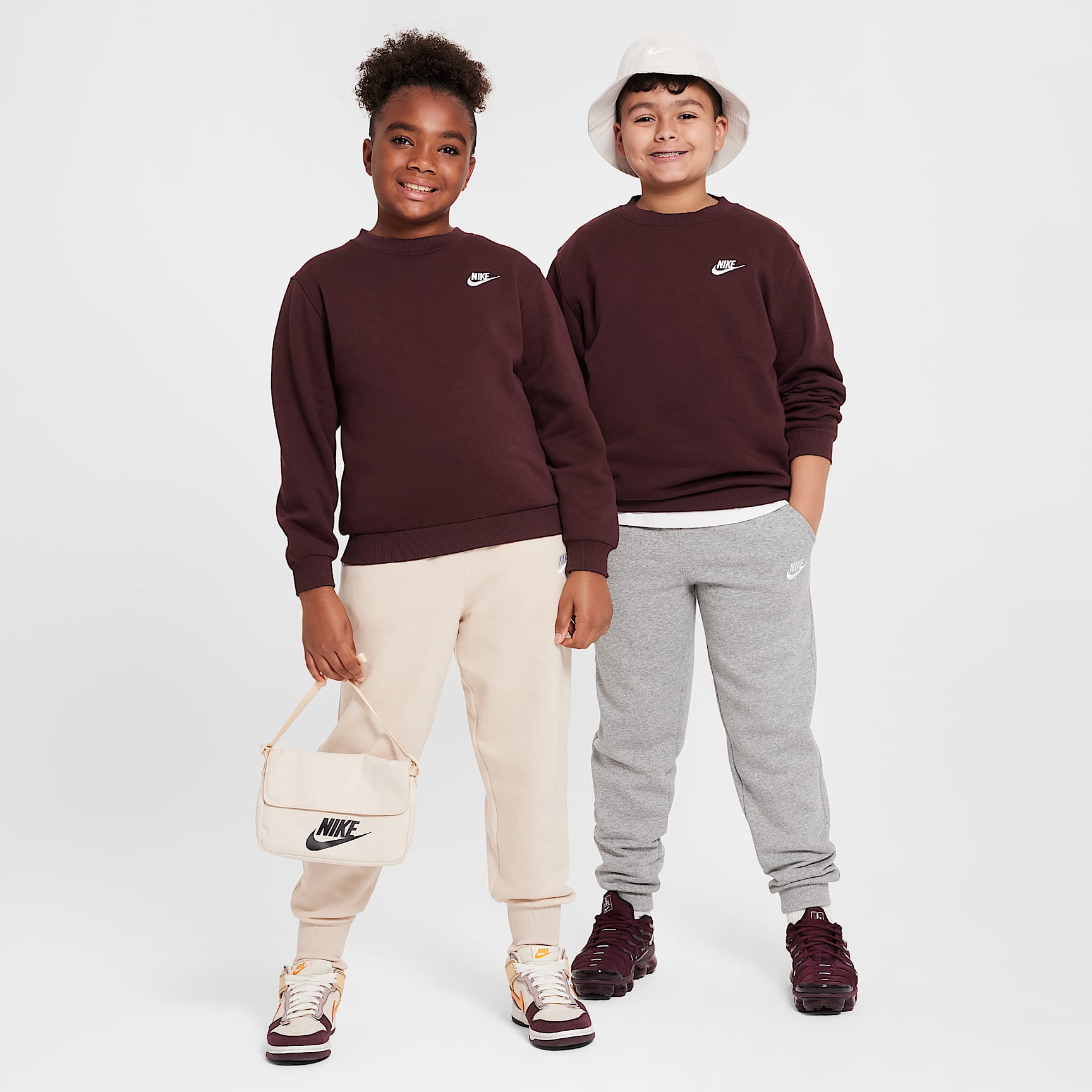 Nike Sportswear Club Fleece Big Kids' Sweatshirt (Extended Size)