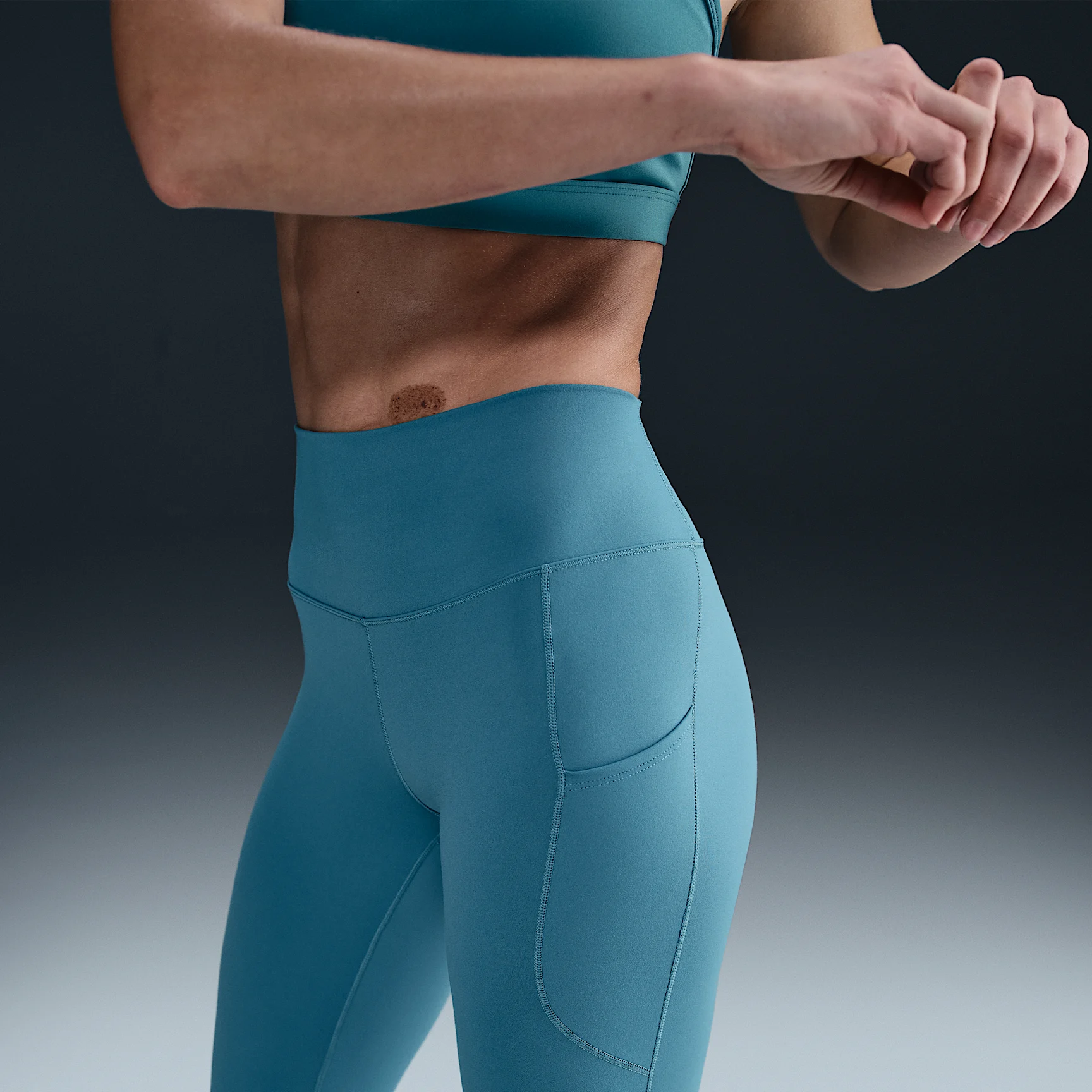 Nike One Women's High-Waisted 7/8 Leggings with Pockets