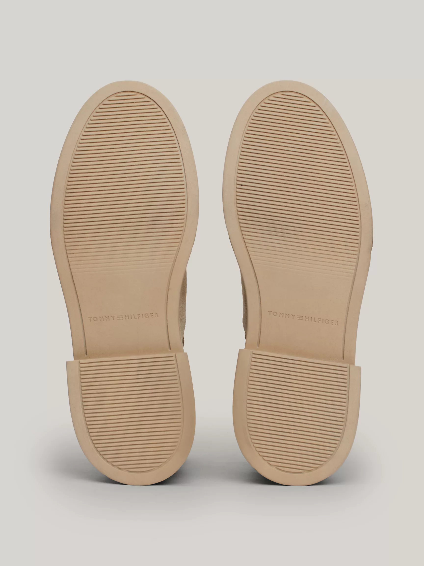 Женские ботинки Tommy Hilfiger, Замшевые челси с массивной подошвой