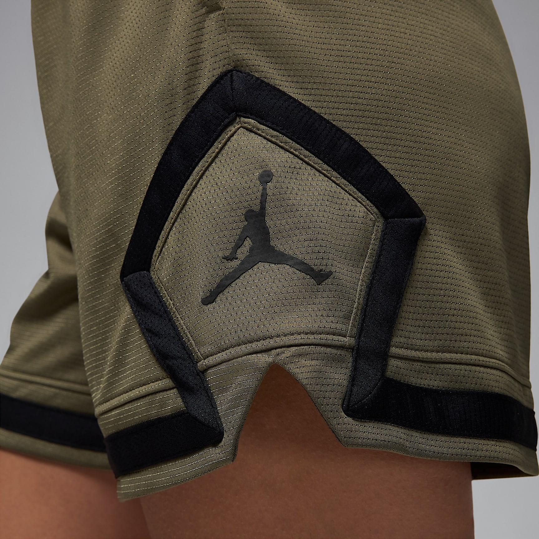 Jordan Sport Women's 4" Diamond Shorts